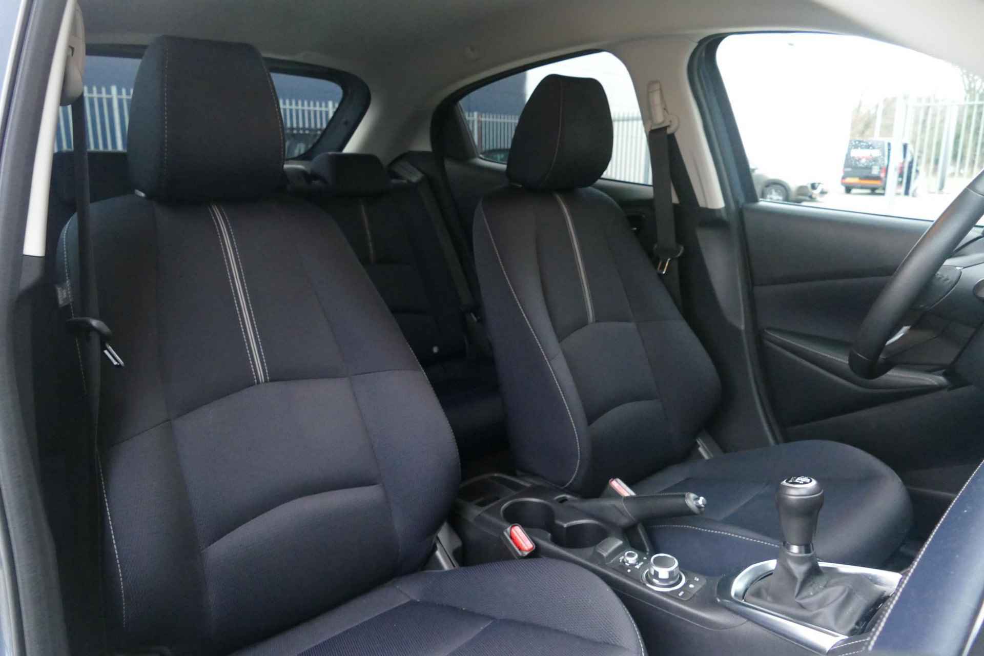 Mazda 2 1.5 Skyactiv-G Luxury | Navi | Cruise | Camera | HUD | Keyless Entry | RIJKLAARPRIJS! | - 6/26