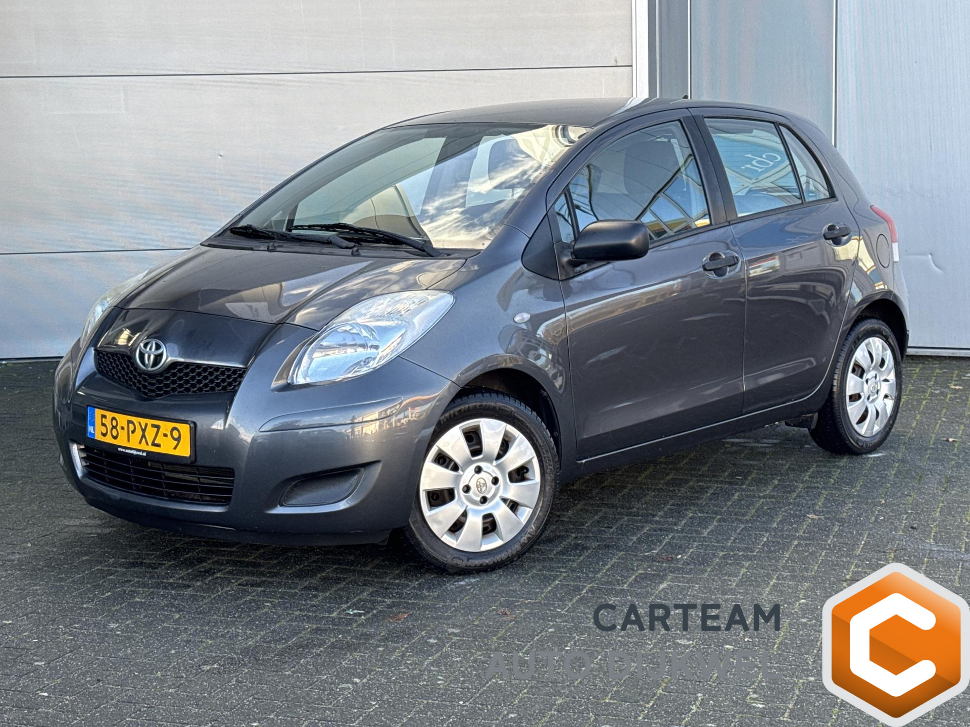 Toyota Yaris 1.3 VVTi Comfort