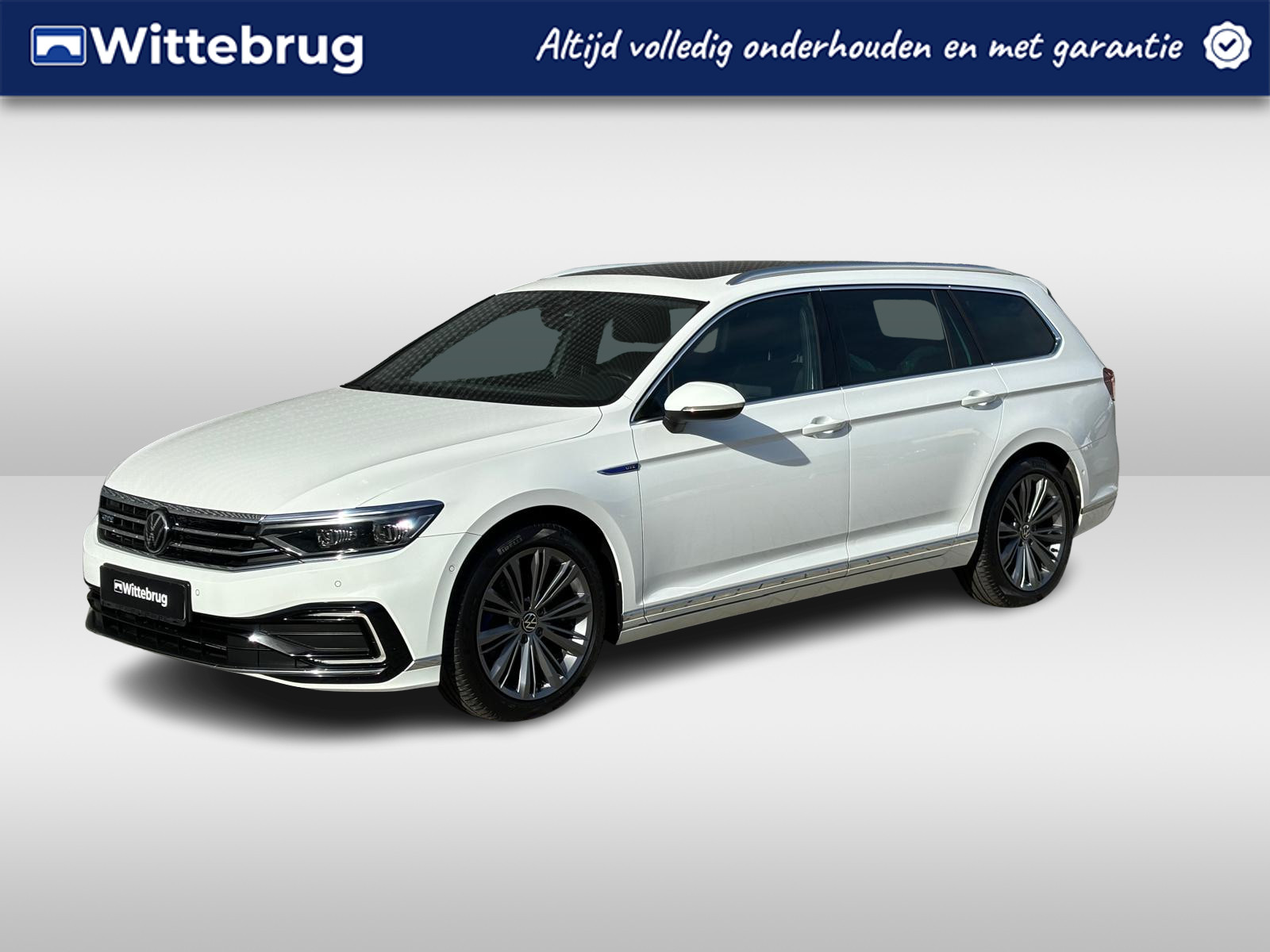 Volkswagen Passat Variant 1.4 TSI PHEV 218pk DSG GTE Business Panoramadak / Digitale Cockpit / LED / Stoel & Stuurverwarming / 18" LMV **