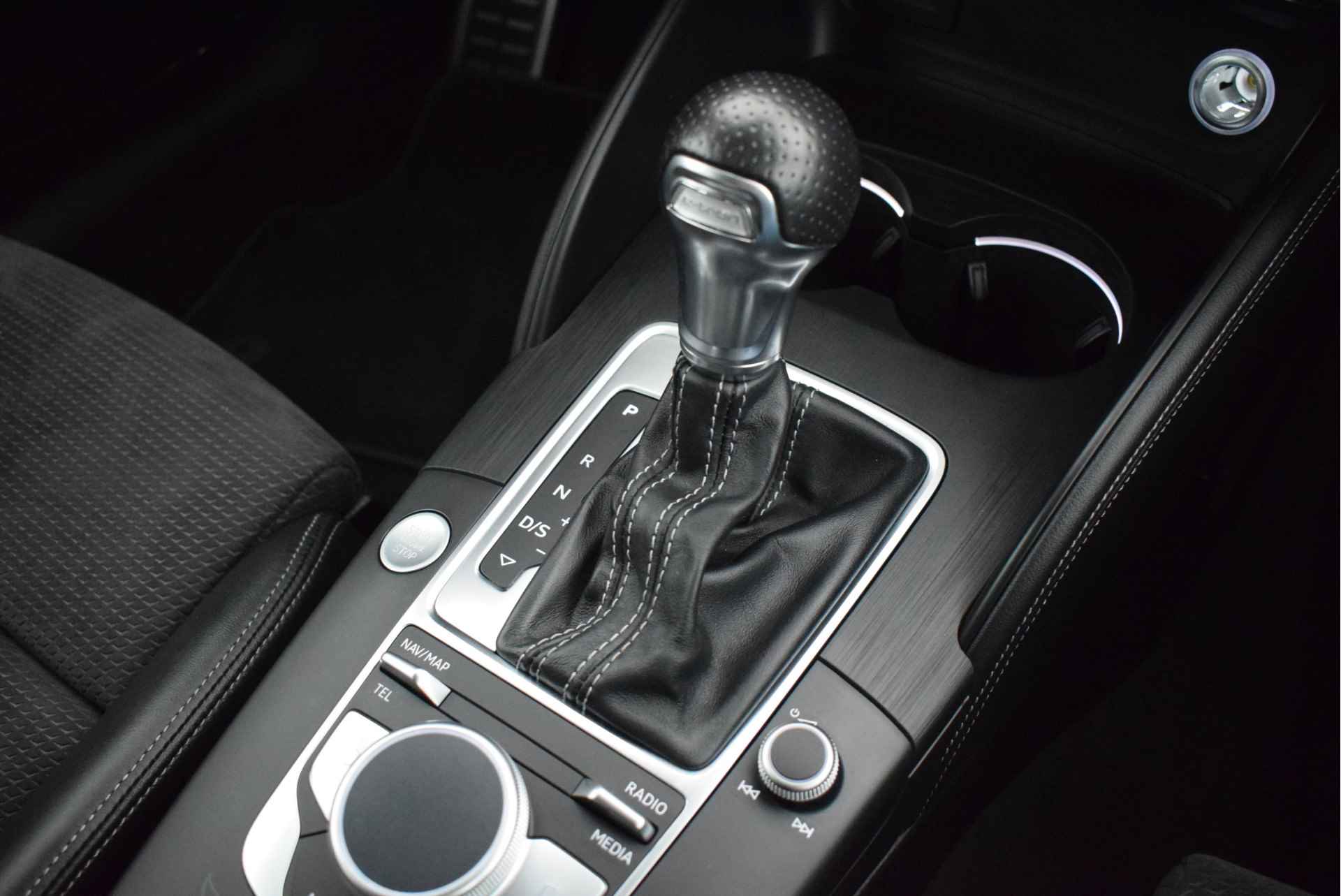 Audi A3 Sportback 1.4 204pk e-tron S-Line Virtual Cockpit Keyless B&O Led Navigatie ACC - 33/52