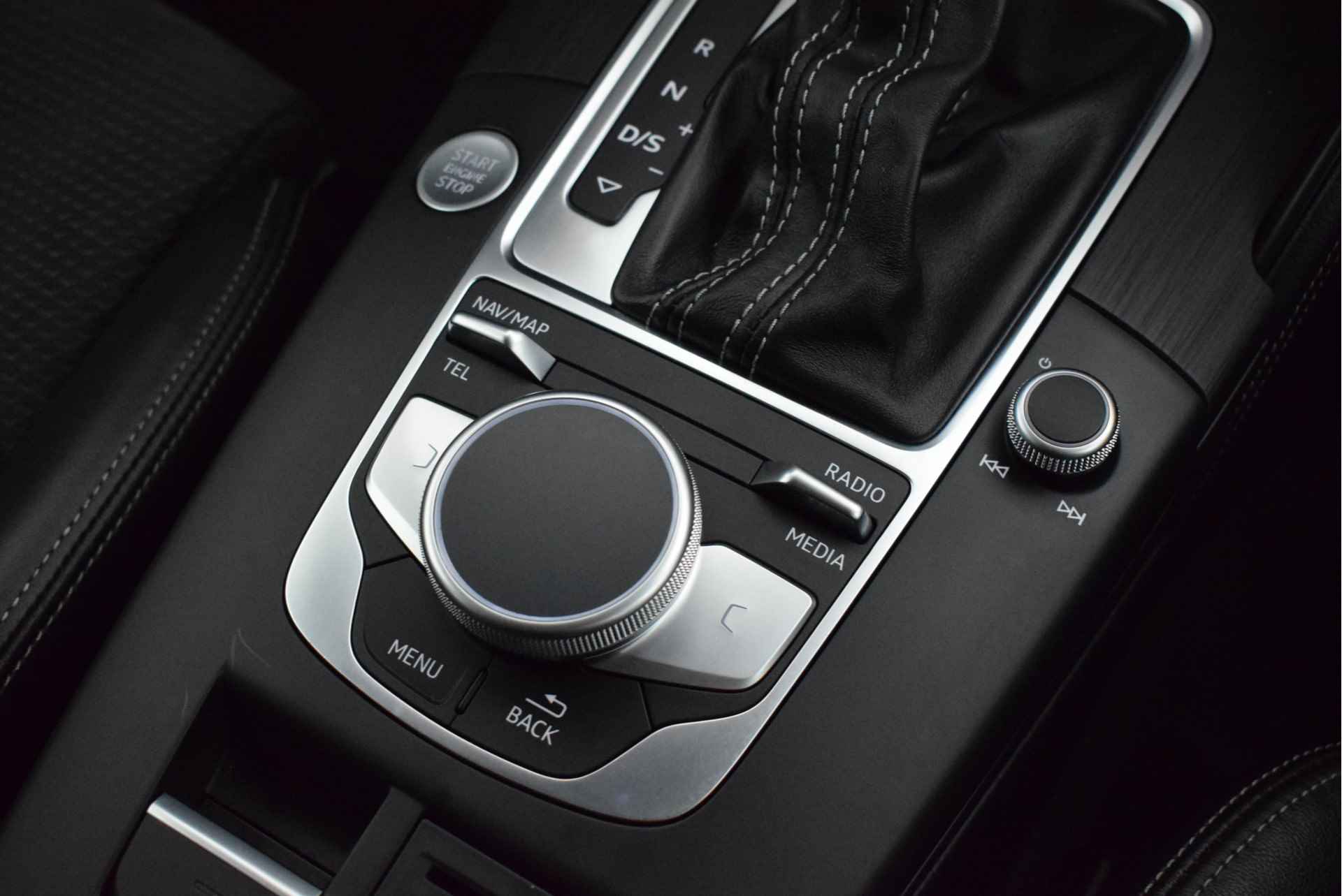 Audi A3 Sportback 1.4 204pk e-tron S-Line Virtual Cockpit Keyless B&O Led Navigatie ACC - 34/52