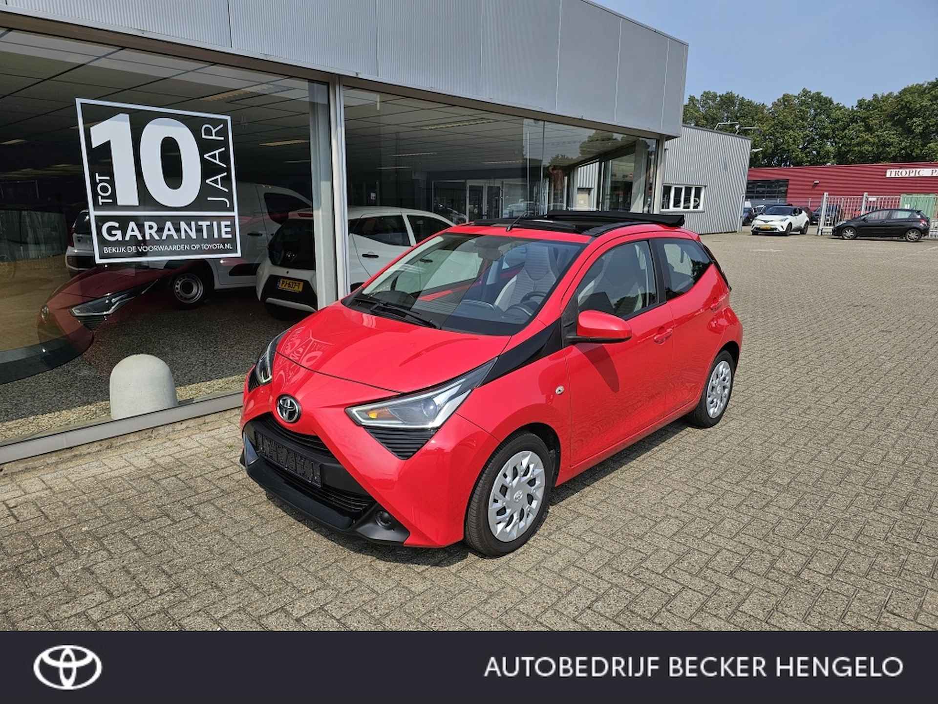 Toyota Aygo 1.0 x-play cabrio NLauto | Dealeronderhouden - 1/17