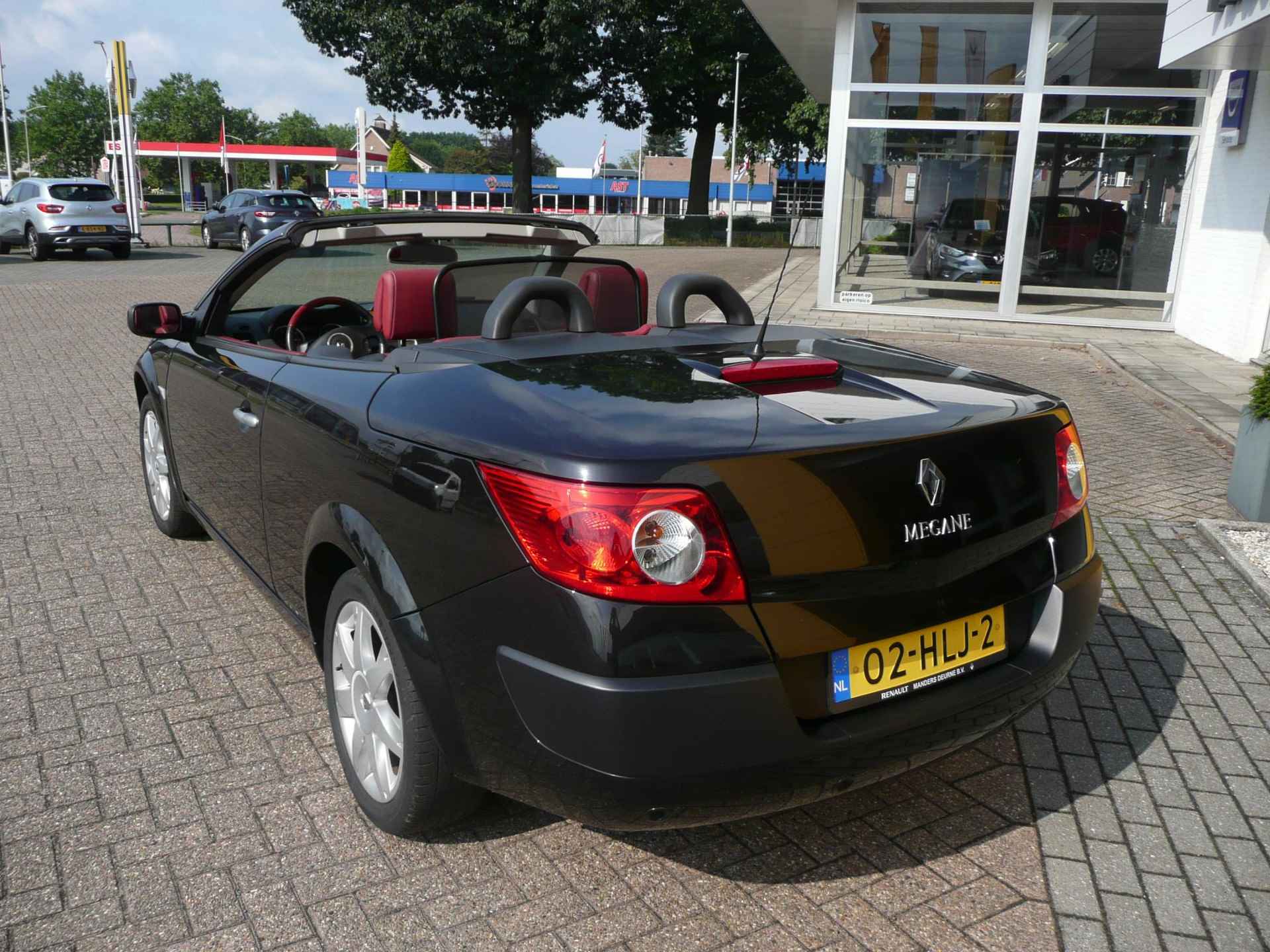 Renault Mégane Coupé/Cabriolet 2.0-16V Tech Line AUTOMAAT, LEDER!, XENON, ESP/ASR, WINDSCHERM, ETC... RIJKLAAR! - 3/28