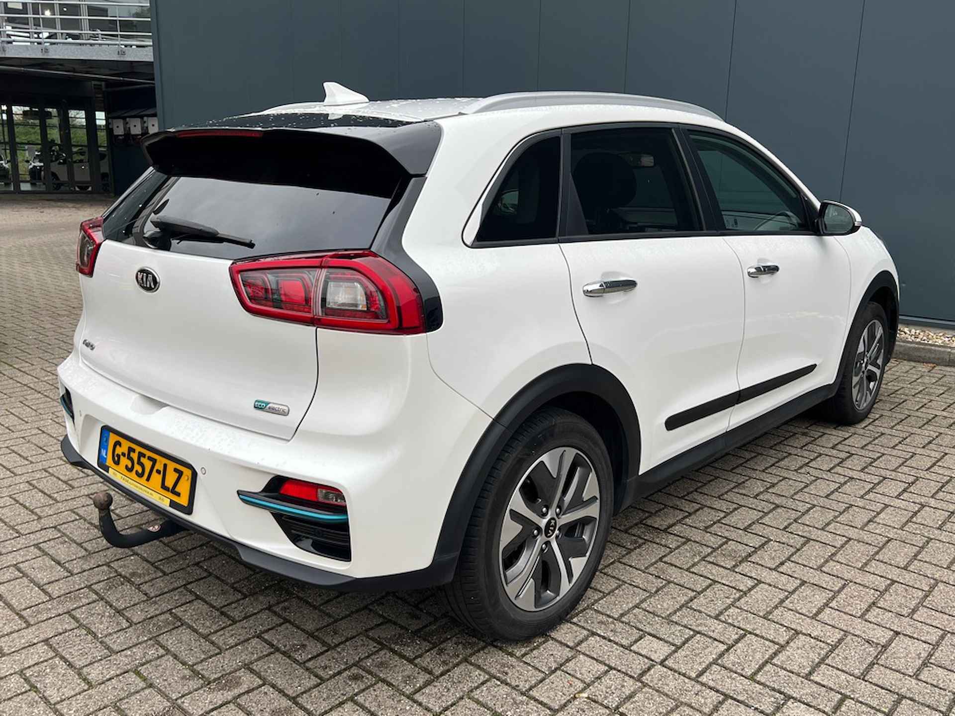 KIA e-Niro EV 204PK EXECUTIVELINE NAVI LEDER LED PDC JBL NAP - 2/5