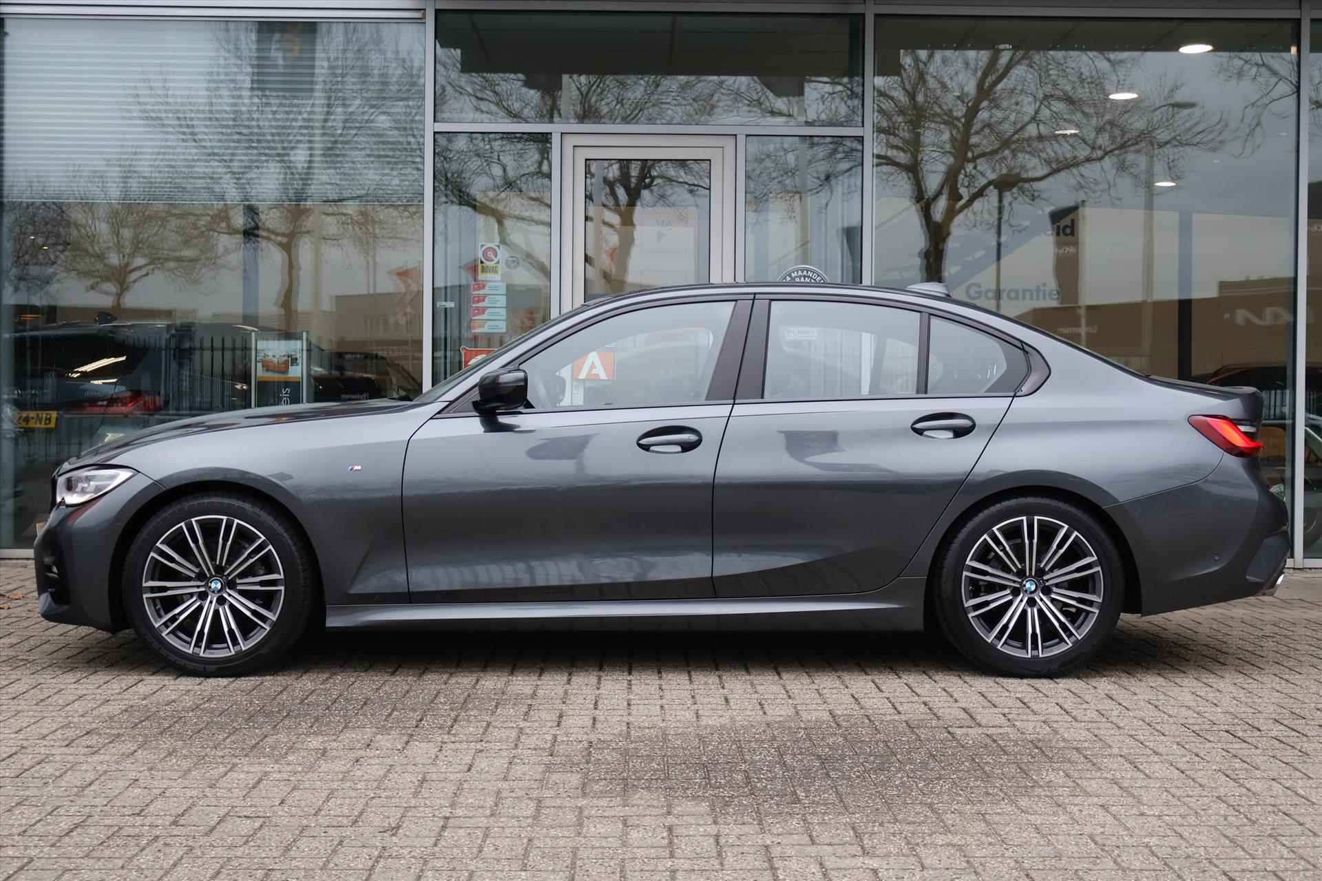 BMW 3-Serie (g20) 318i M-Sport 156pk Aut | Carplay | Camera | LED | Stoelverwarming | Climate - 33/42