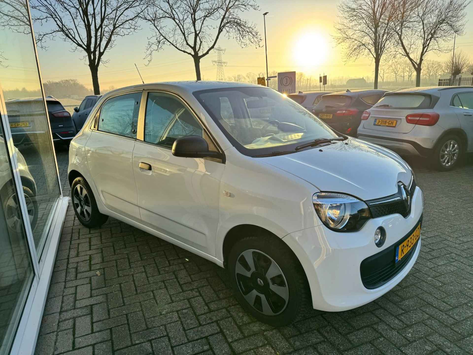 RENAULT Twingo 1.0 SCE AUTHENTIQUE- ALL IN PRIJS - 3/18