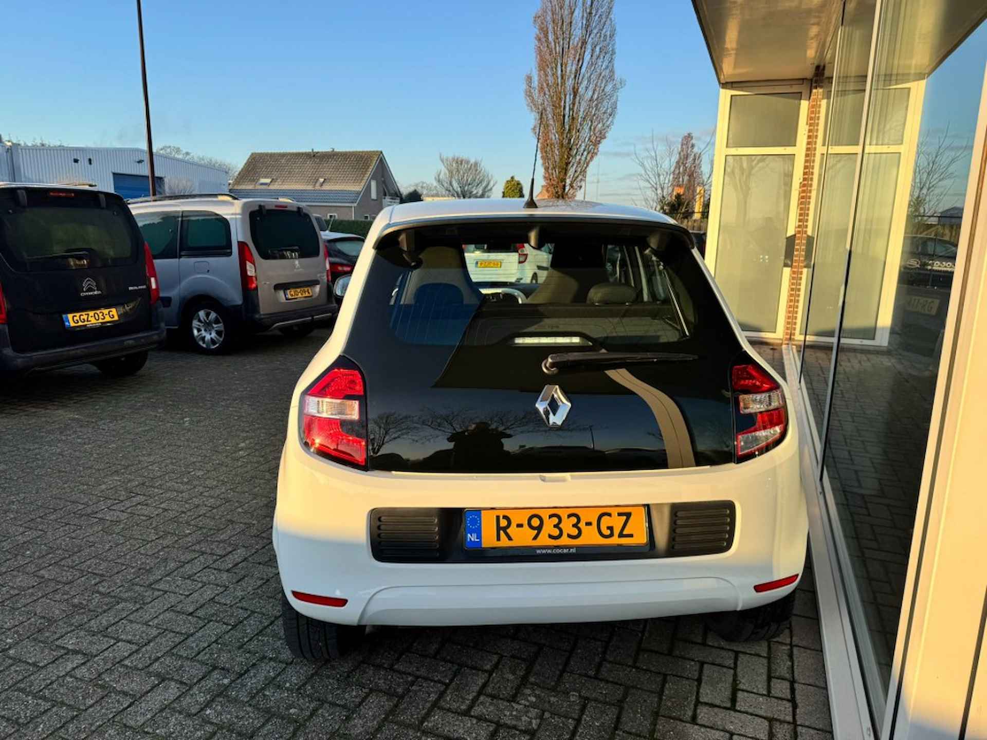 RENAULT Twingo 1.0 SCE AUTHENTIQUE- ALL IN PRIJS - 6/18