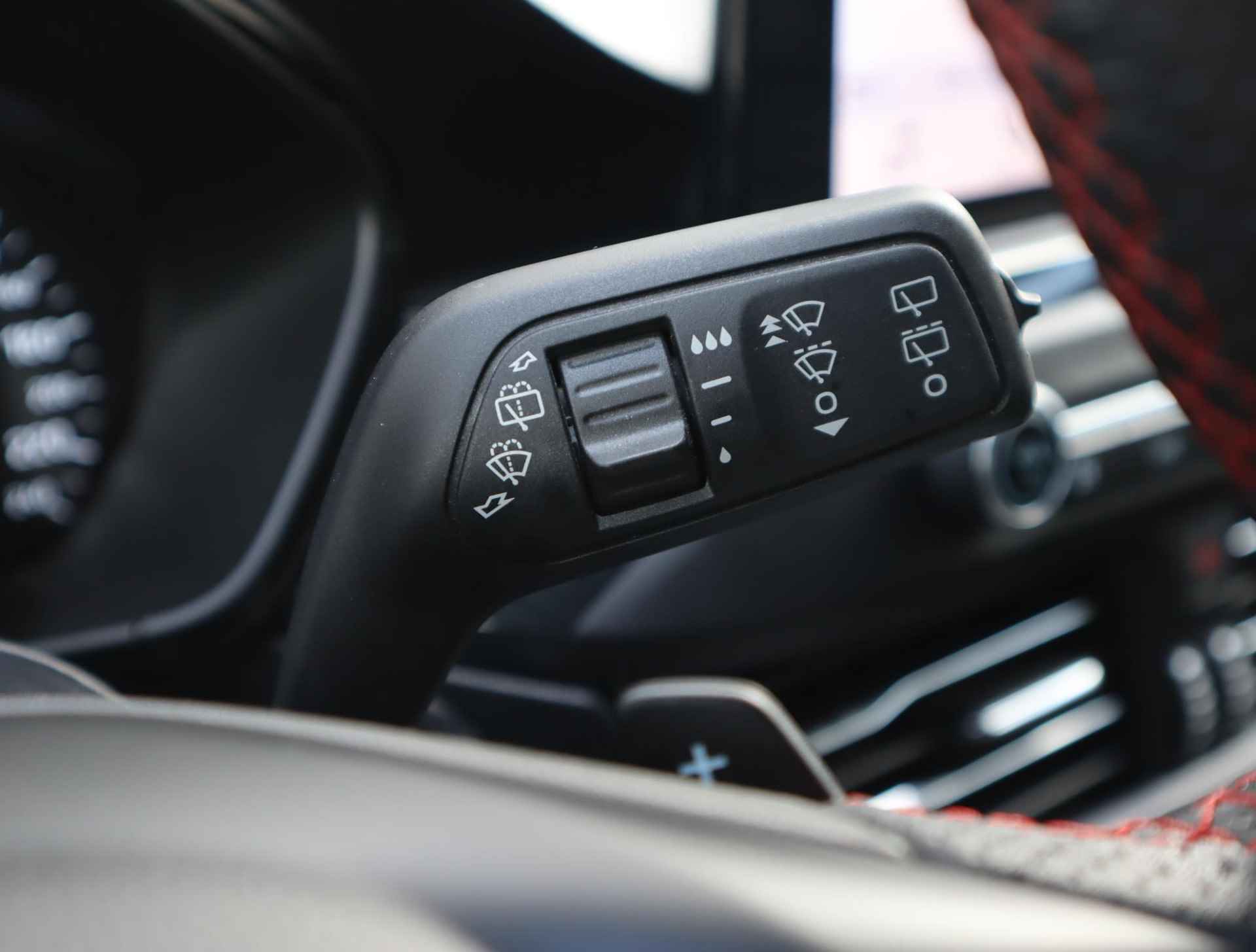 Ford Focus 1.5 EcoBoost ST Line Business 182PK | LED | Stoel, Stuur en Voorruitverwarming | Climate Control | Camera | Keyless | Parkeersensoren | Regensensor | Apple Carplay - 26/60