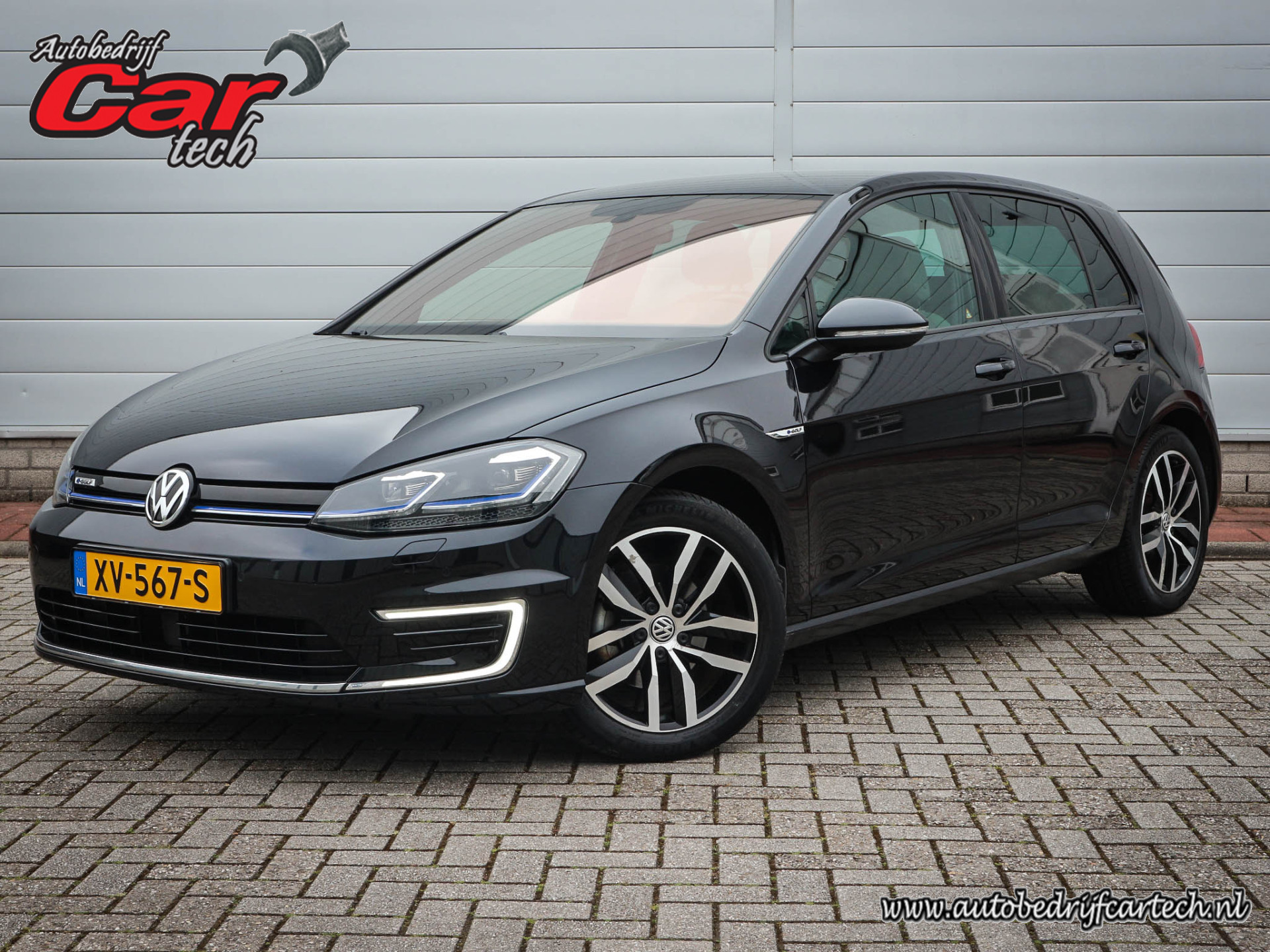 Volkswagen e-Golf e-Golf | Clima | Cruise | Navi | Leer | | Stoelverwarming | Warmtepomp | 17 Inch