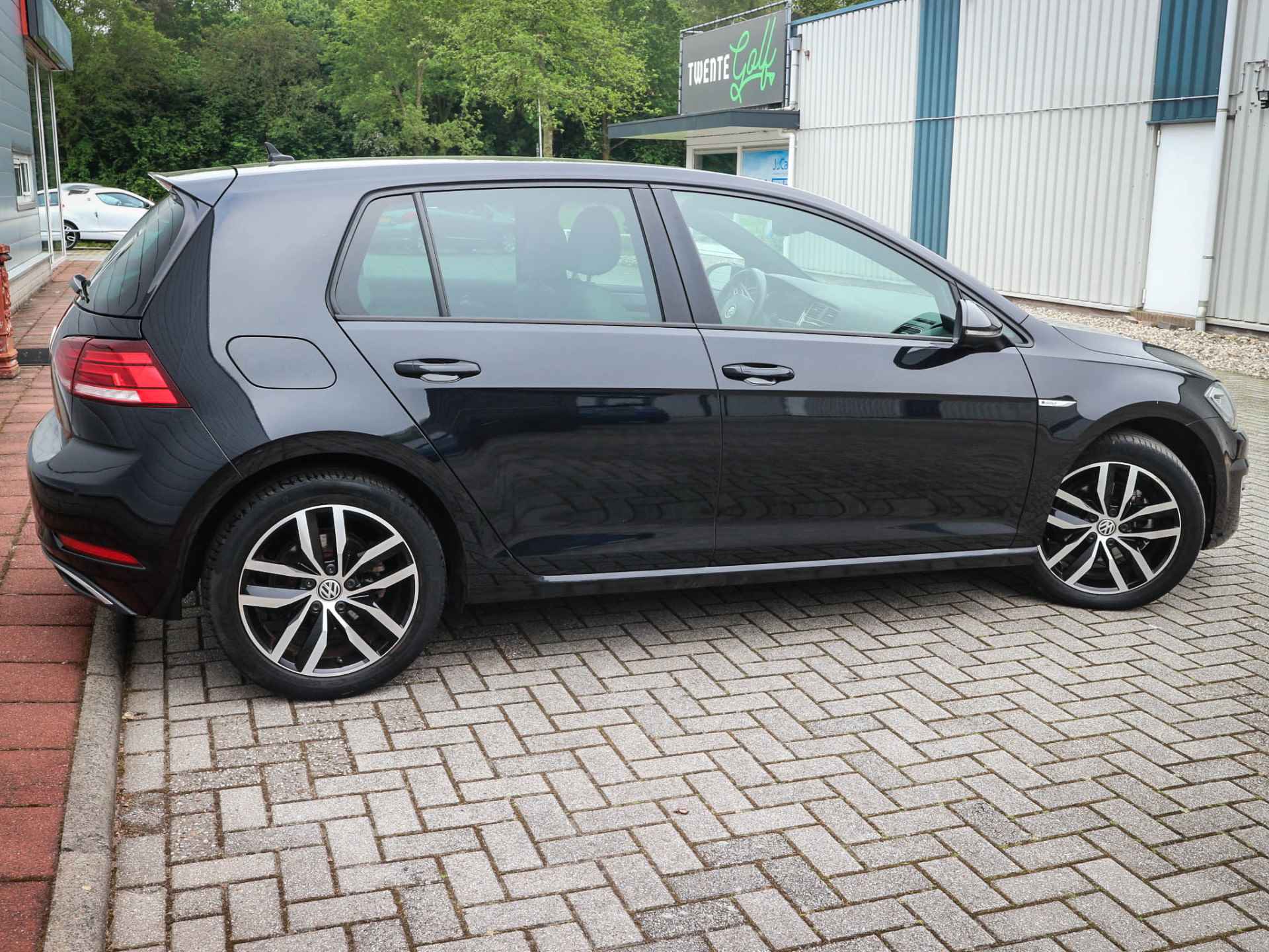 Volkswagen e-Golf e-Golf | Clima | Cruise | Navi | Leer | | Stoelverwarming | Warmtepomp | 17 Inch - 19/46