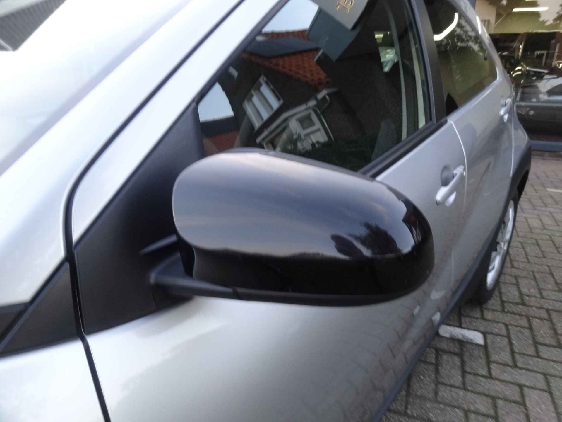 Toyota Aygo X 1.0 VVT-i Automaat play Apple Carplay Android Auto / parkeercamera / 10 jaar garantie / auto komt rechtstreeks van Toyota / rijk - 14/34