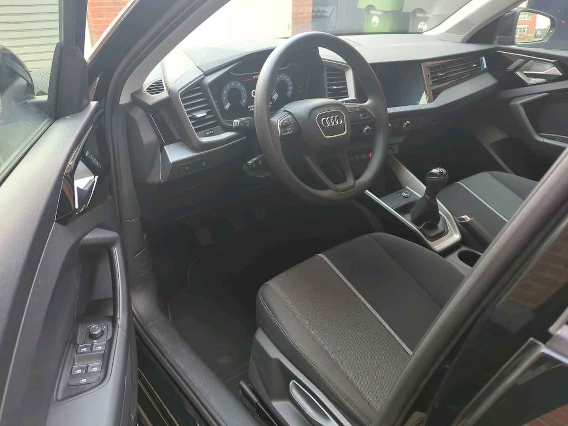 Audi A1 Sportback 25 TFSI Pro Line Metallic/ Digitale cockpit/ Airco/ APP/ Parkeersensor A.   / 15 lmv - 11/14