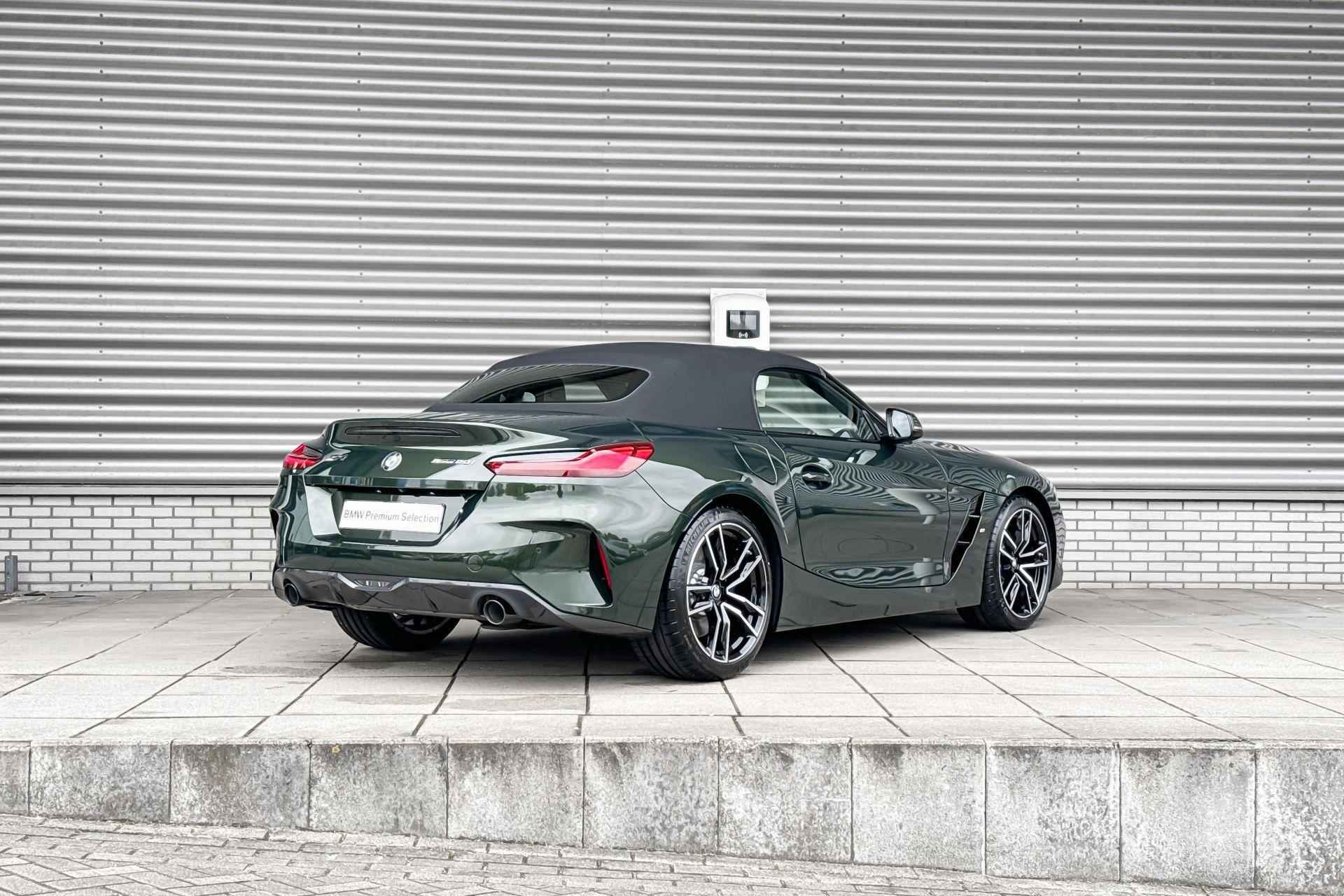 BMW Z4 sDrive20i Business Edition Plus | M Sport Plus Pack | Harman Kardon Surround Sound System - 4/19