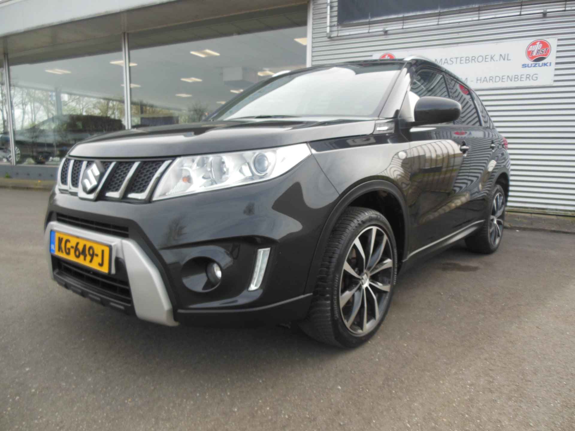 Suzuki Vitara 1.6 Limited Edition Staat in Hoogeveen - 9/23