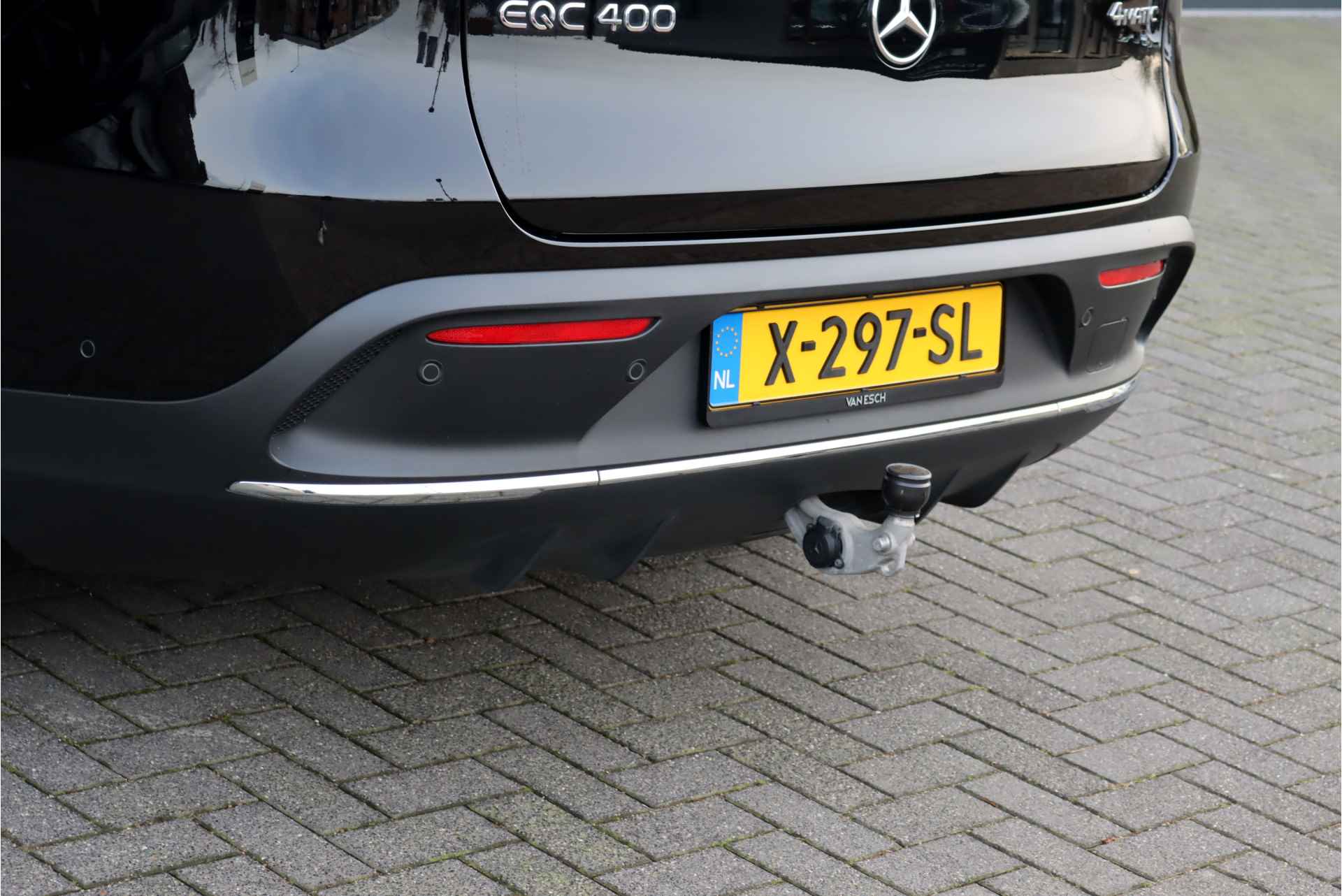 Mercedes-Benz EQC 400 4-MATIC AMG Line 80 kWh, Schuifdak. Surround Camera, Keyless Go, Trekhaak, Stoelverwarming V+A, Advanced Sound System, Luchtkwaliteitspakket, Etc. - 24/51
