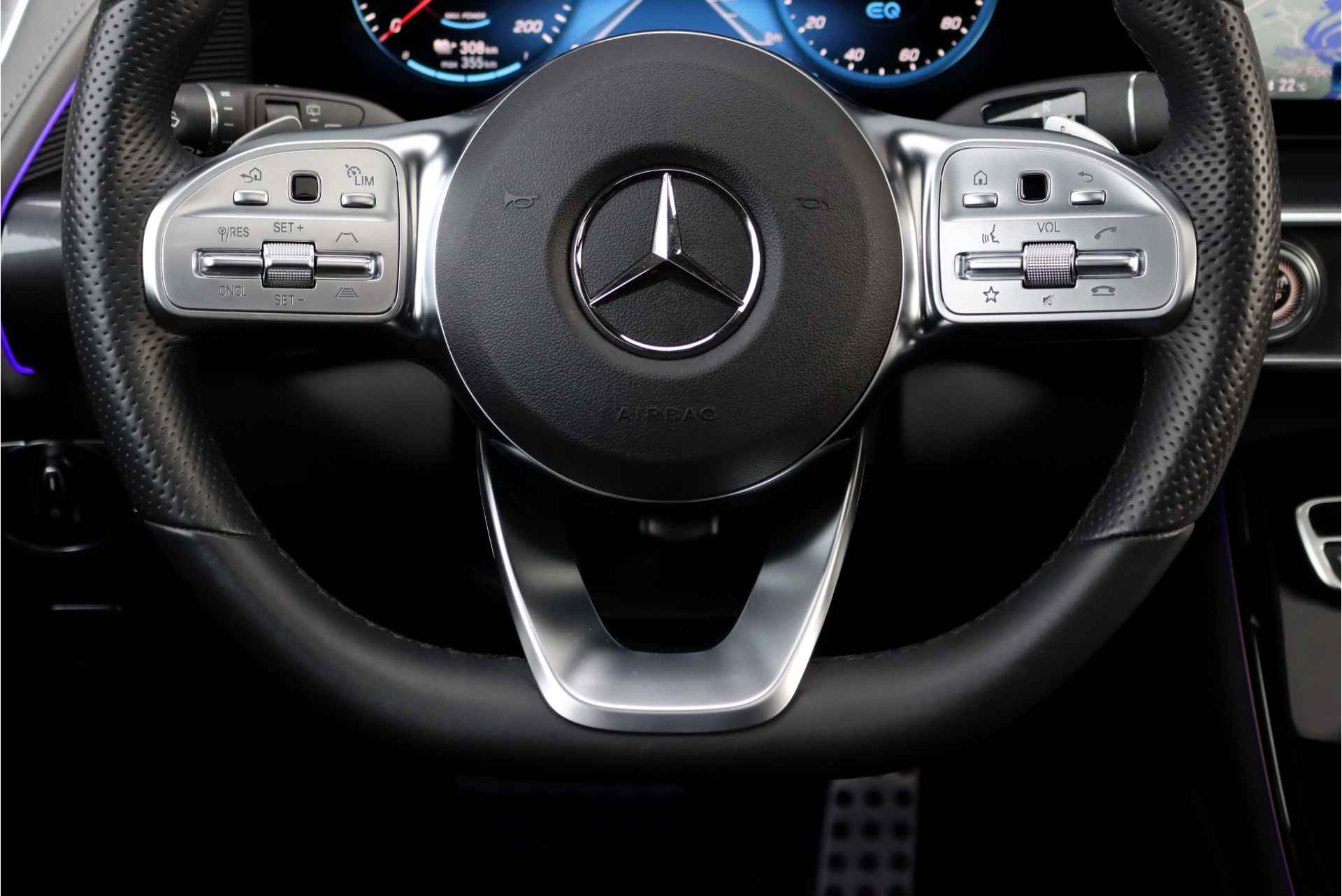 Mercedes-Benz EQC 400 4-MATIC AMG Line 80 kWh, Schuifdak. Surround Camera, Keyless Go, Trekhaak, Stoelverwarming V+A, Advanced Sound System, Luchtkwaliteitspakket, Etc. - 30/51