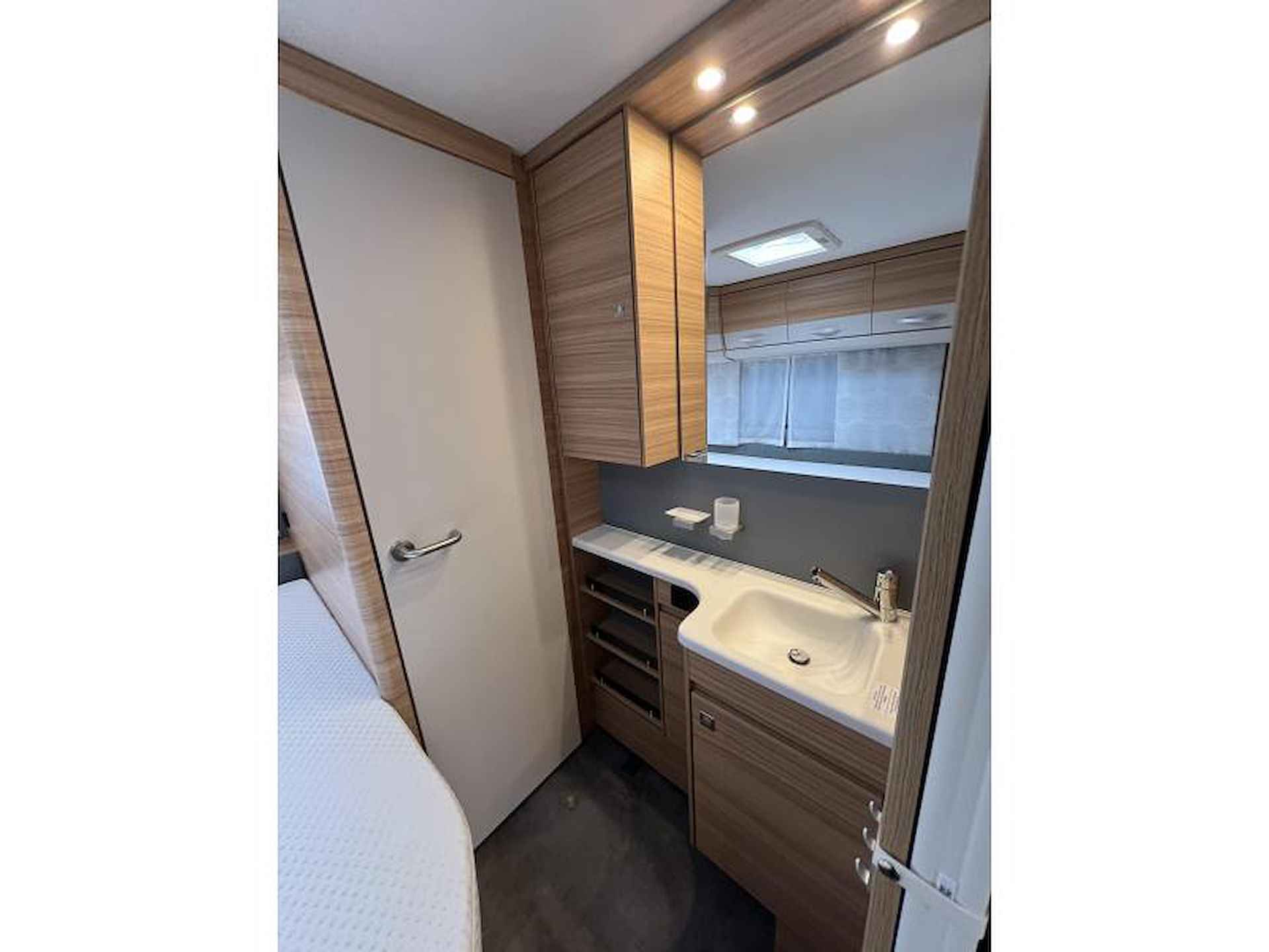 Dethleffs Camper 470 FR - 13/17