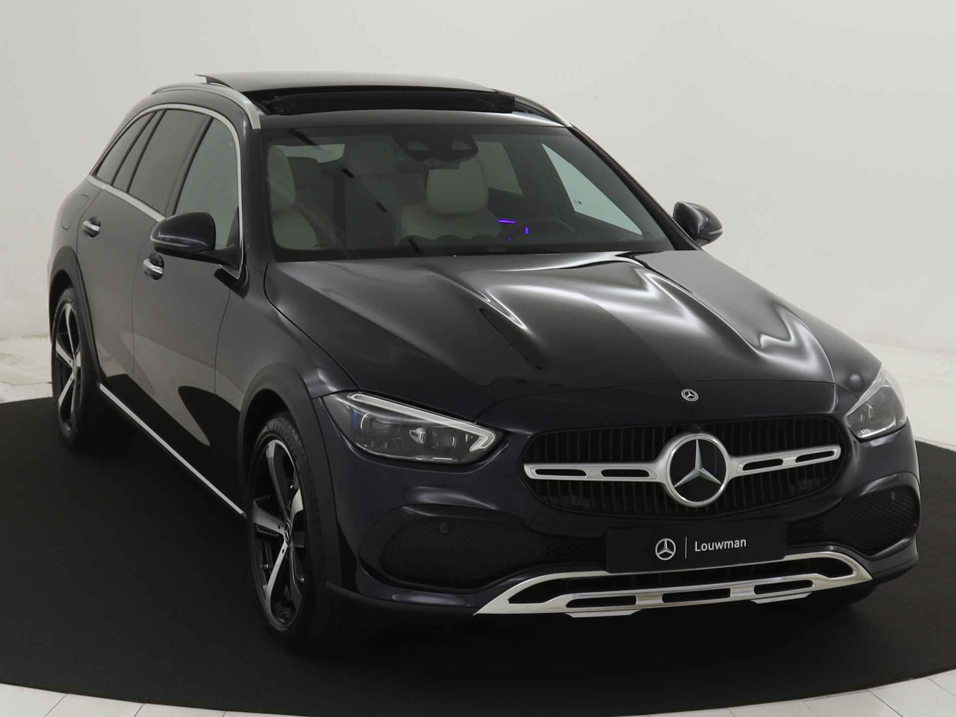 Mercedes-Benz C-Klasse All-Terrain 220 d 4MATIC | Premium Plus pakket | Rijassistentiepakket | Burmester® 3D surround sound system | Trekhaak | - 22/37