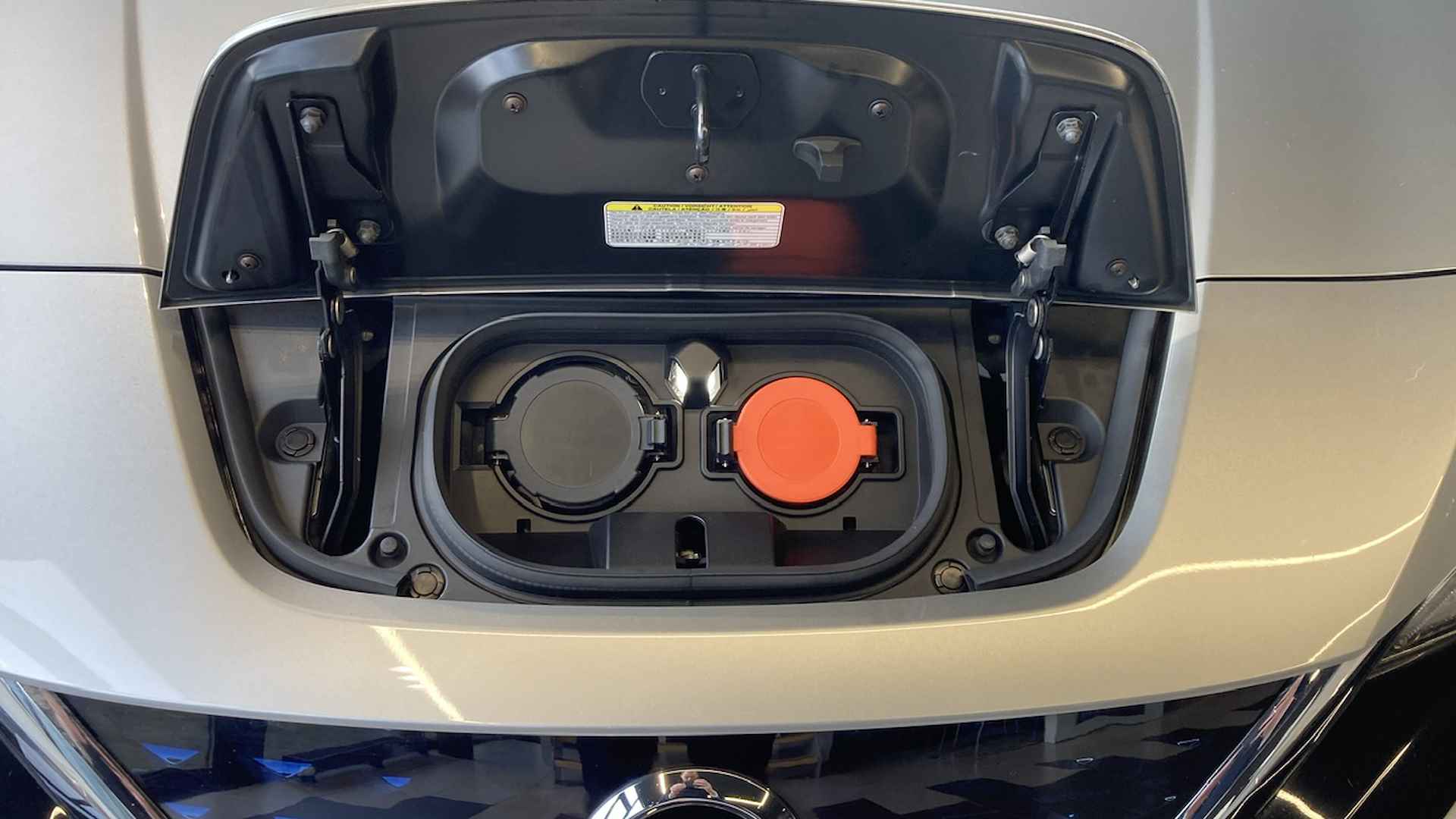 NISSAN Leaf Electric 40kWh 150pk Automaat N-Connecta | €2.000,- Subsidie Mogelijk | Navigatie Apple Car Play | Blindspot Warning | Adap. Cruisecontrol | - 17/43