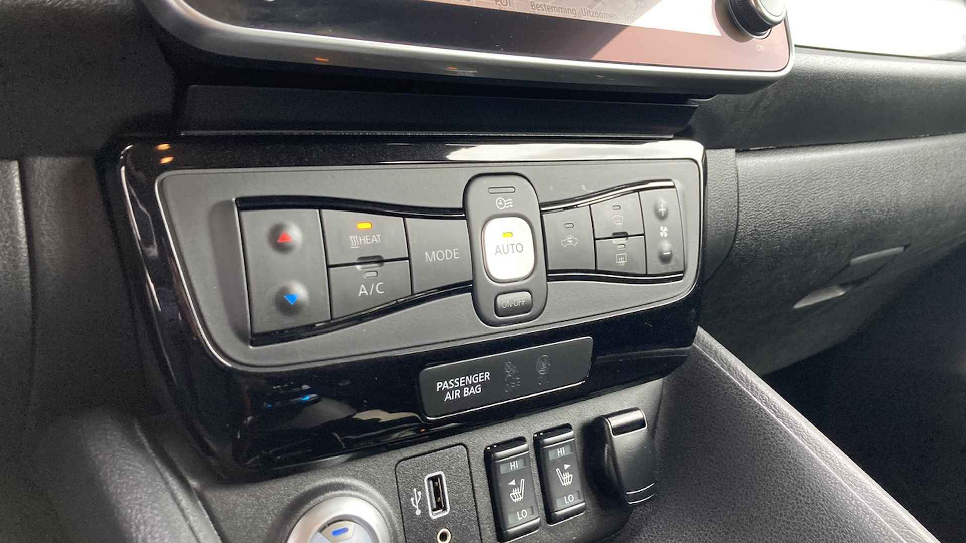 NISSAN Leaf Electric 40kWh 150pk Automaat N-Connecta | €2.000,- Subsidie Mogelijk | Navigatie Apple Car Play | Blindspot Warning | Adap. Cruisecontrol | - 34/43