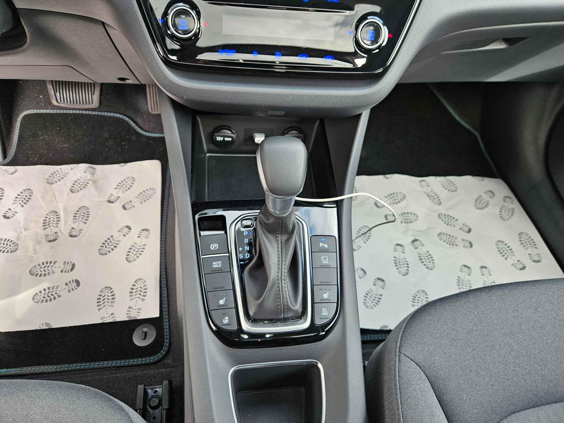 Hyundai IONIQ 1.6 GDi Plug-in Hybrid Special edition Schuif/kantel dak/Navigatie/ Rijklaar prijs! - 20/25