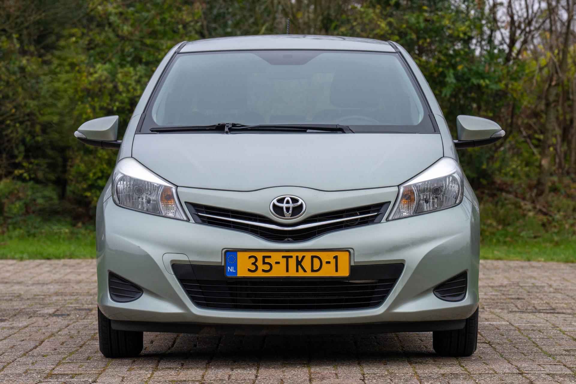 Toyota Yaris 1.0 VVT-i Aspiration 45.000 km + NAP NL-auto - 9/29