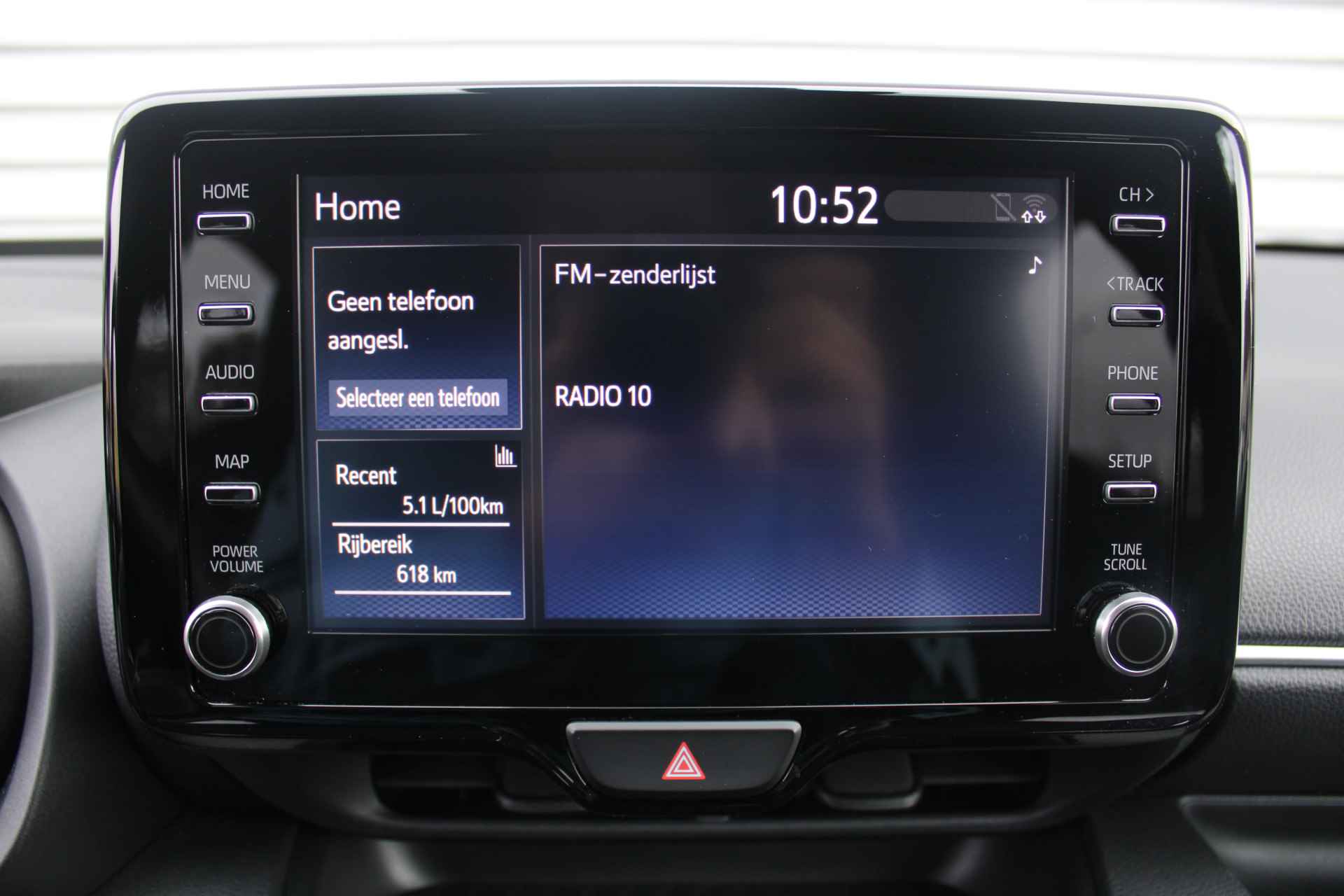 Mazda 2 Hybrid 1.5 Select | Airco | Navi | Cruise | PDC | Head-up display | Keyless | Camera | - 21/37
