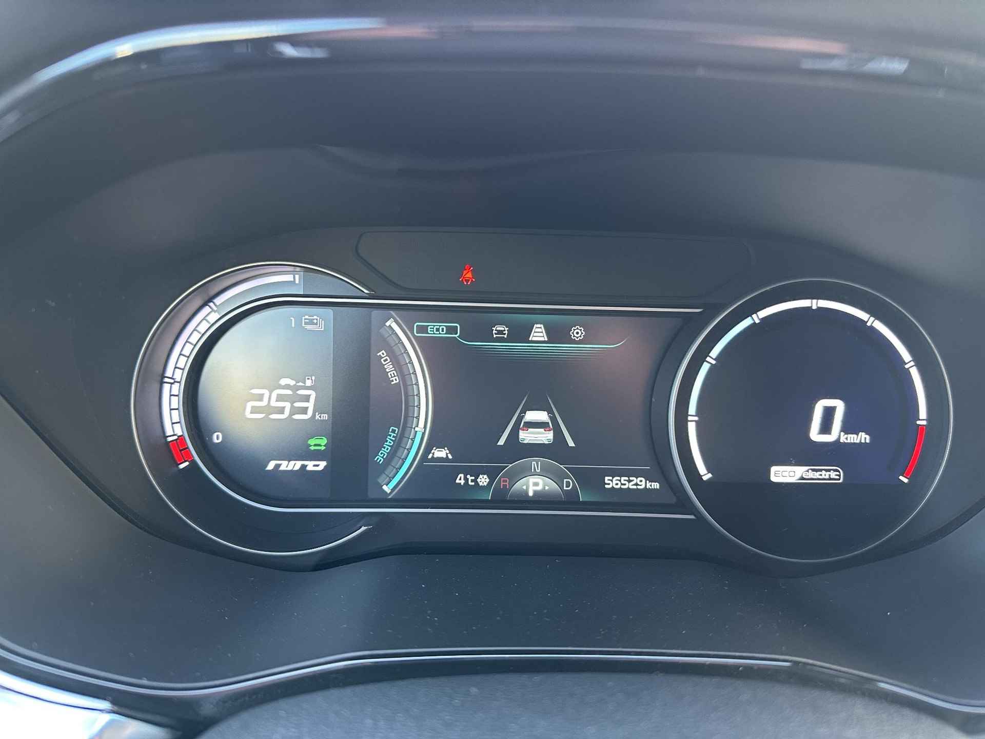 Kia e-Niro ComfortLine 64 kWh SOH 99%, Fabrieksgarantie. - 18/23