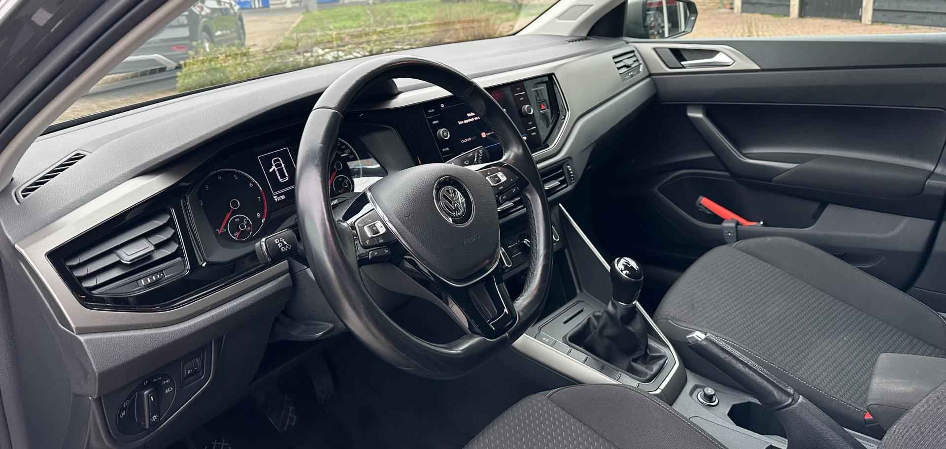 Volkswagen Polo 1.0 TSI Comfortline - 10/20