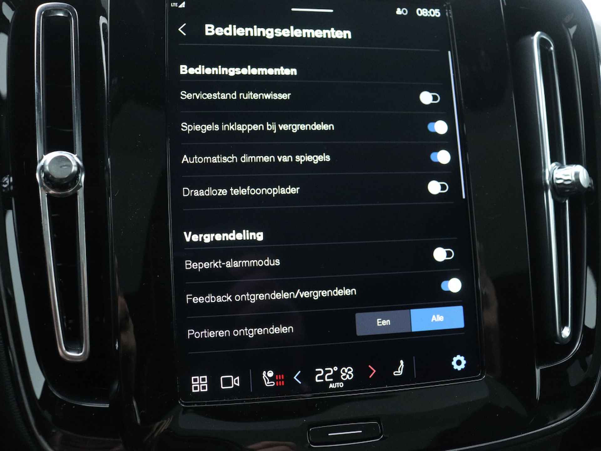 Volvo C40 Extended Plus 82 kWh | Trekhaak | Panorama dak | Camera | - 33/44
