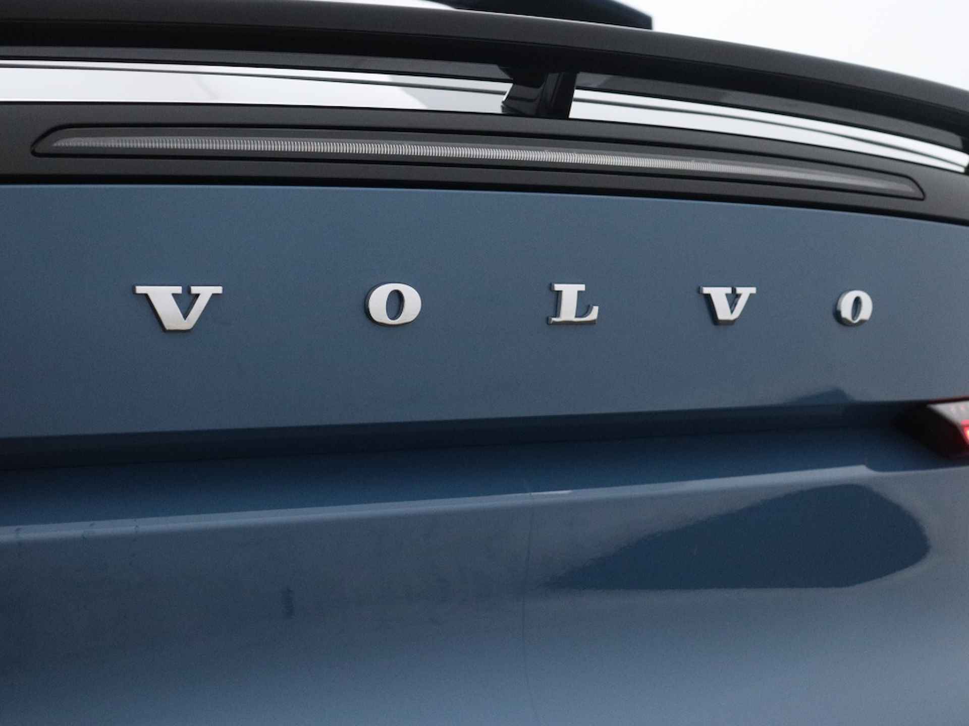 Volvo C40 Extended Plus 82 kWh | Trekhaak | Panorama dak | Camera | - 40/44