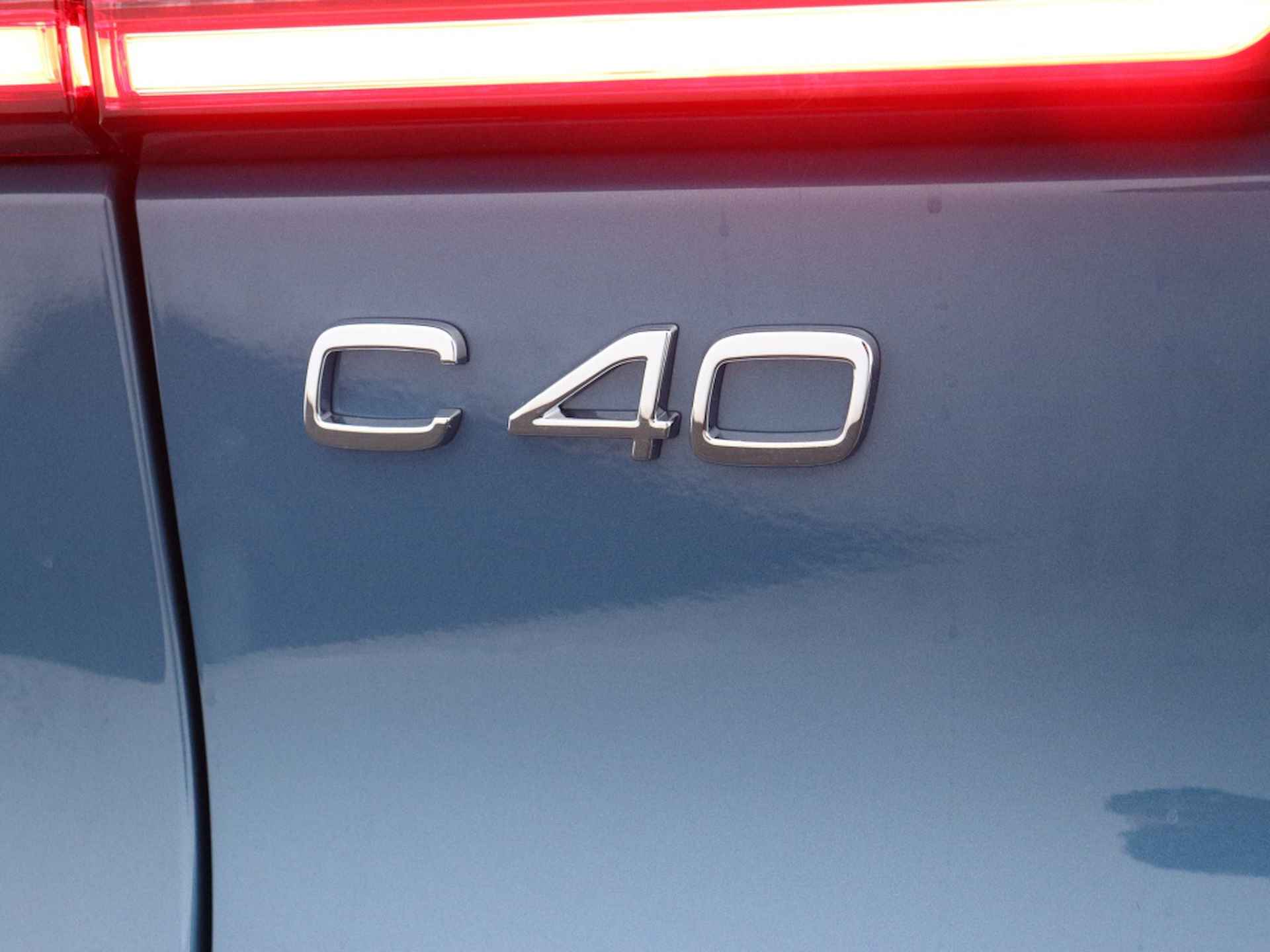 Volvo C40 Extended Plus 82 kWh | Trekhaak | Panorama dak | Camera | - 41/44