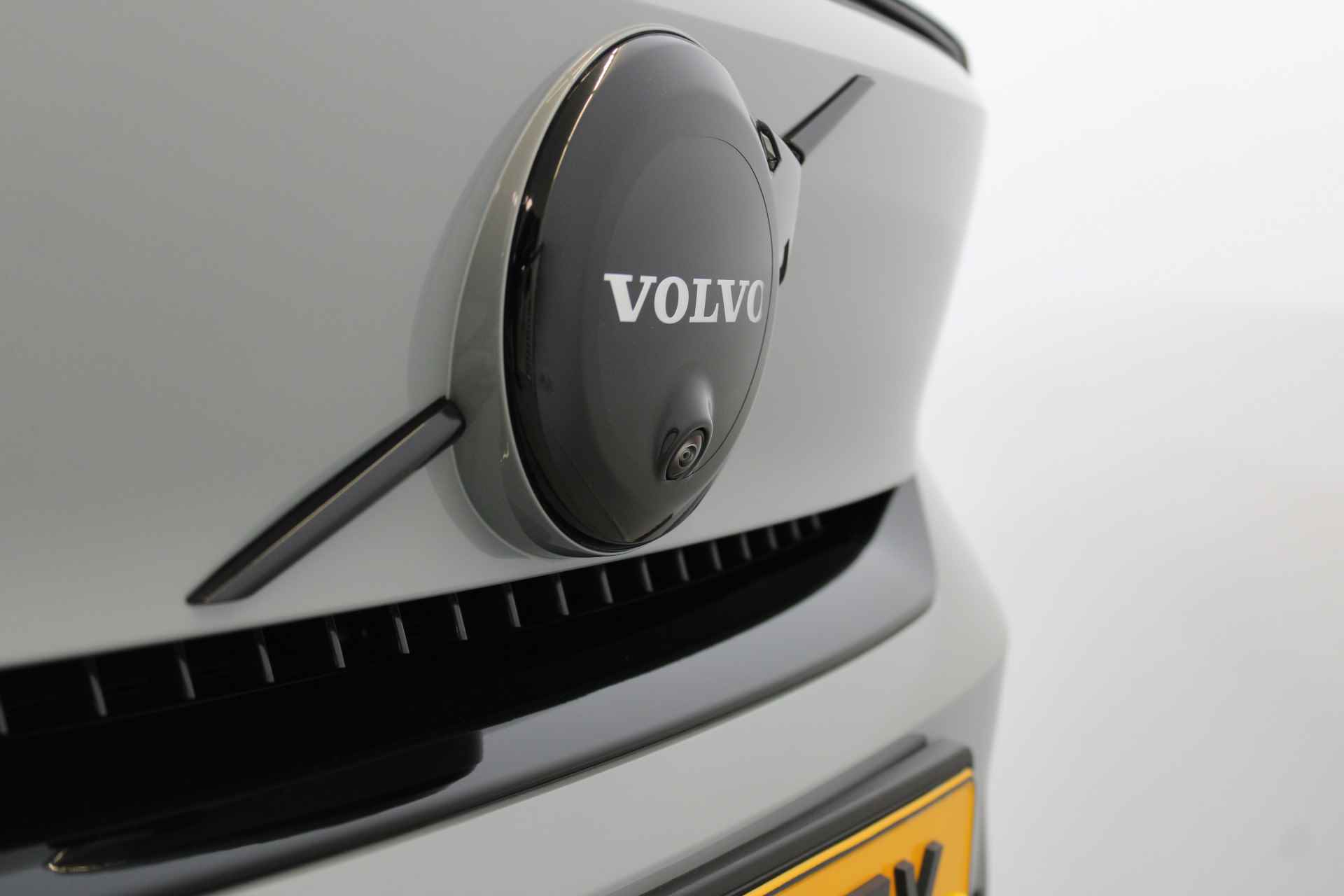 Volvo XC40 Extended Range 252PK Ultimate 82kWh | Full Opt! | Pixel LED | Black Pack | Nubuck | 20'' | Panoramadak - 10/64