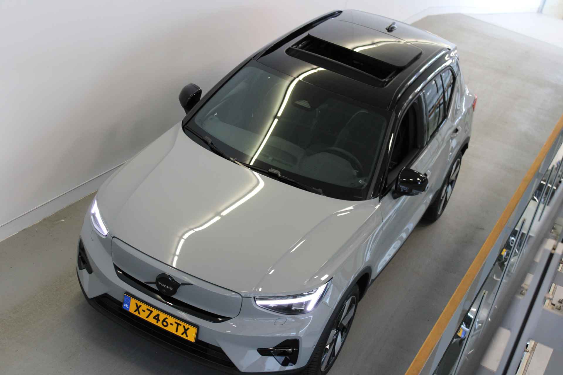 Volvo XC40 Extended Range 252PK Ultimate 82kWh | Full Opt! | Pixel LED | Black Pack | Nubuck | 20'' | Panoramadak - 64/64