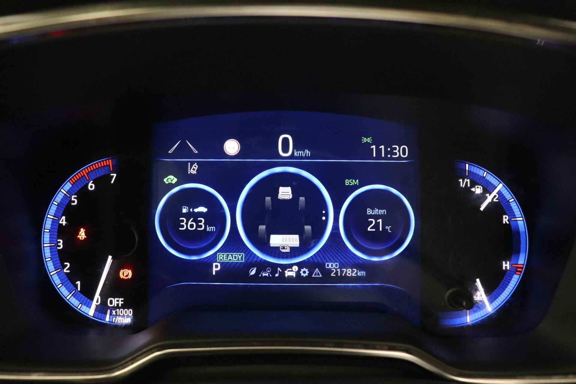 Toyota Corolla Touring Sports 1.8 Hybrid Executive, Navi, Head-Up, BSM, Sensoren voor en achter, Stoelverwarming, Elektrische achterklep! - 23/50