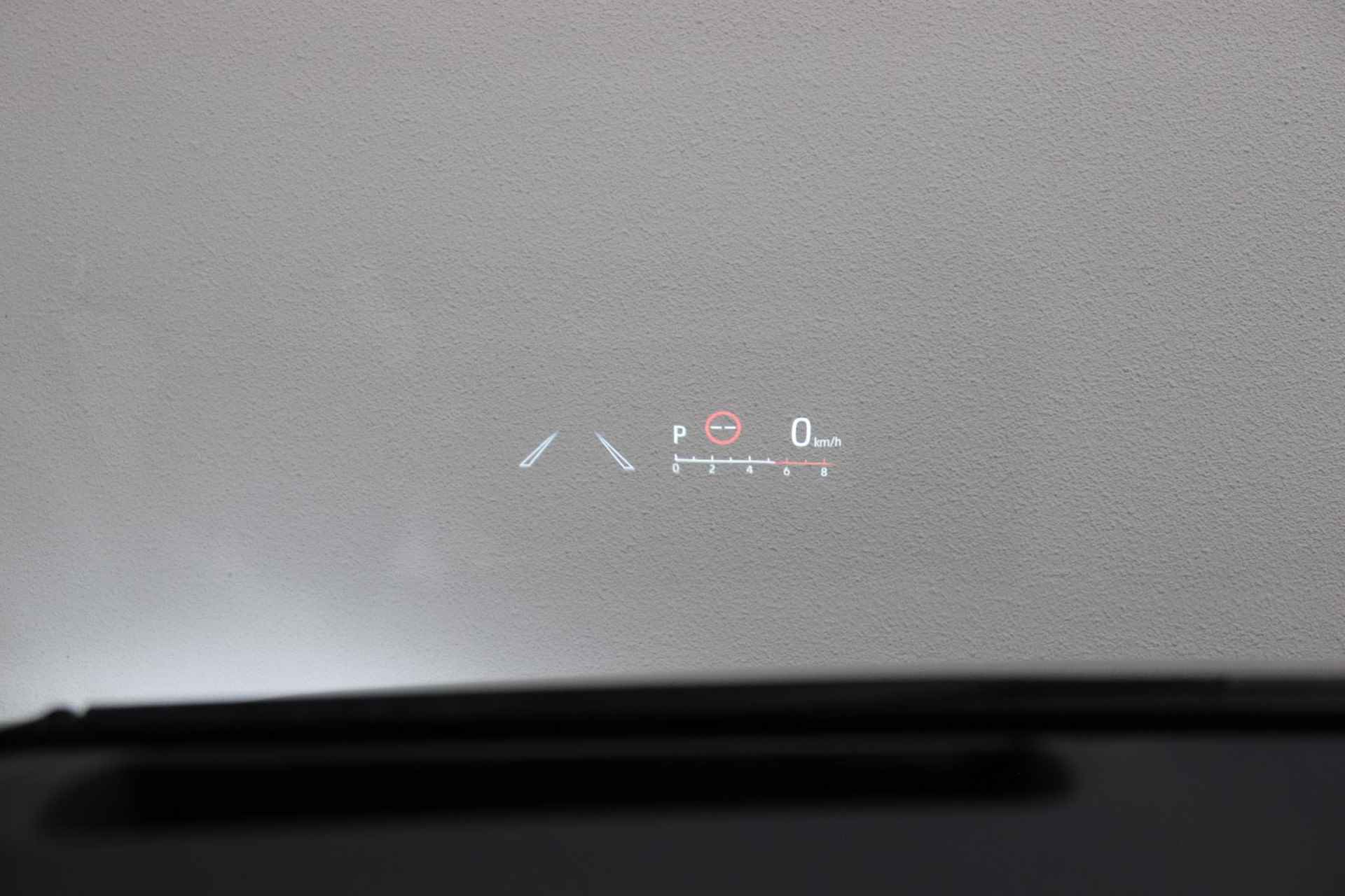 Toyota Corolla Touring Sports 1.8 Hybrid Executive, Navi, Head-Up, BSM, Sensoren voor en achter, Stoelverwarming, Elektrische achterklep! - 26/50