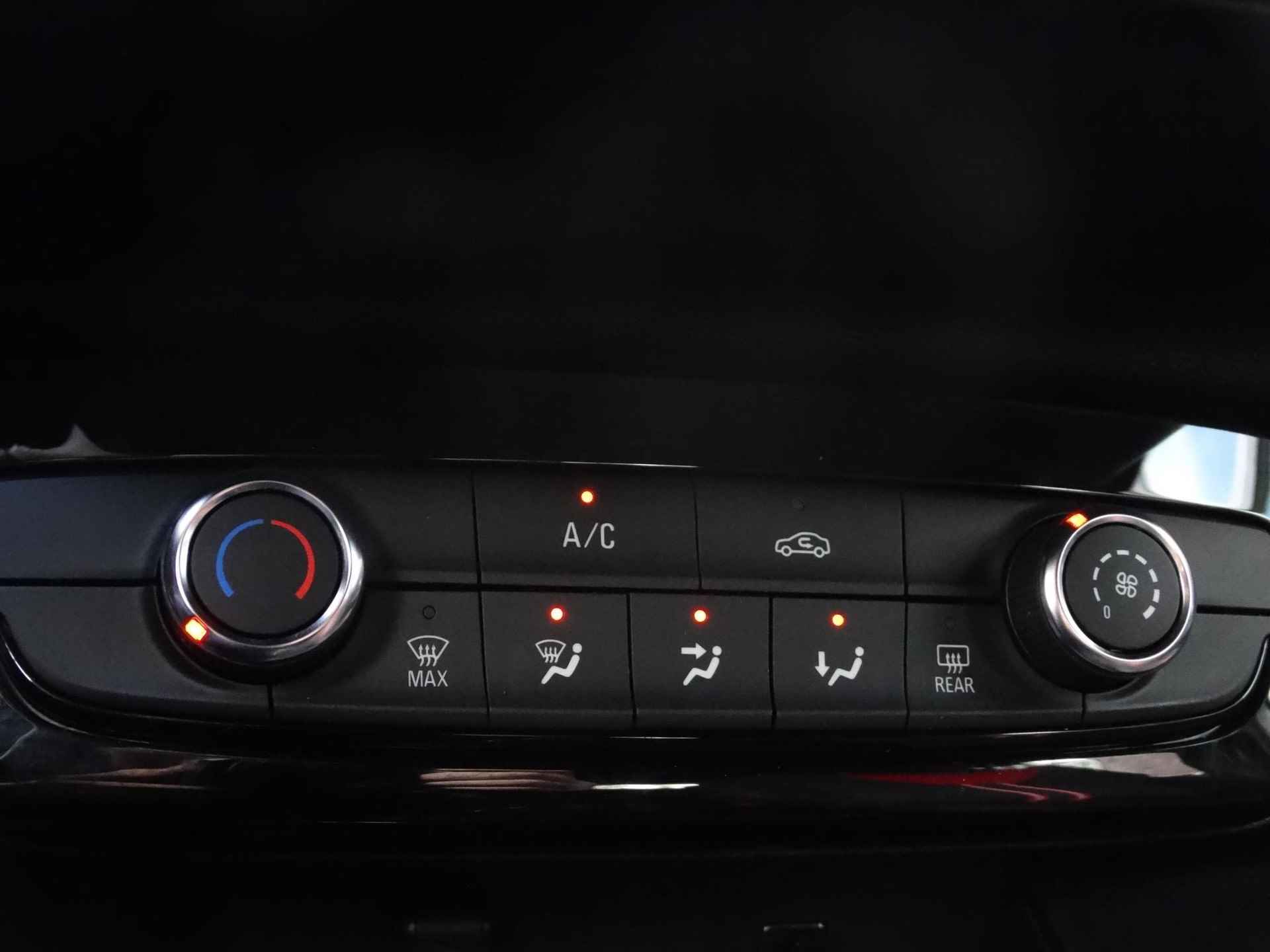 Opel Corsa 1.2 Turbo GS |NAVI PRO 10"|KEYLESS START|BLACK PACK|FULL LED|ISOFIX|APPLE CARPLAY|ANDROID AUTO|BLACK PACK|ZWART DAK|LEVEL 4| - 29/50