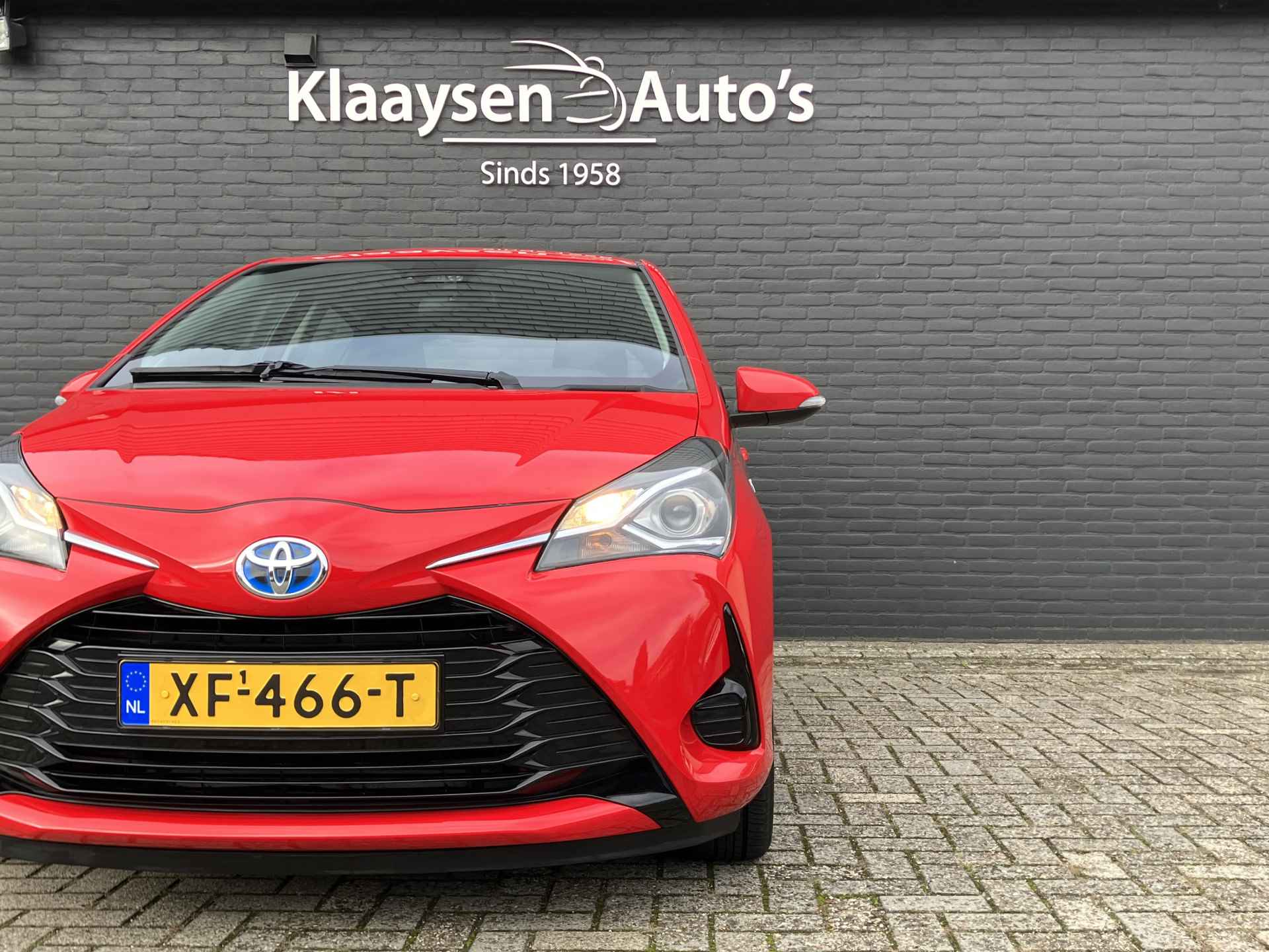 Toyota Yaris 1.5 Hybrid Active AUT. | dealer onderhouden | camera | cruise control | bluetooth | rij assistentie - 10/38