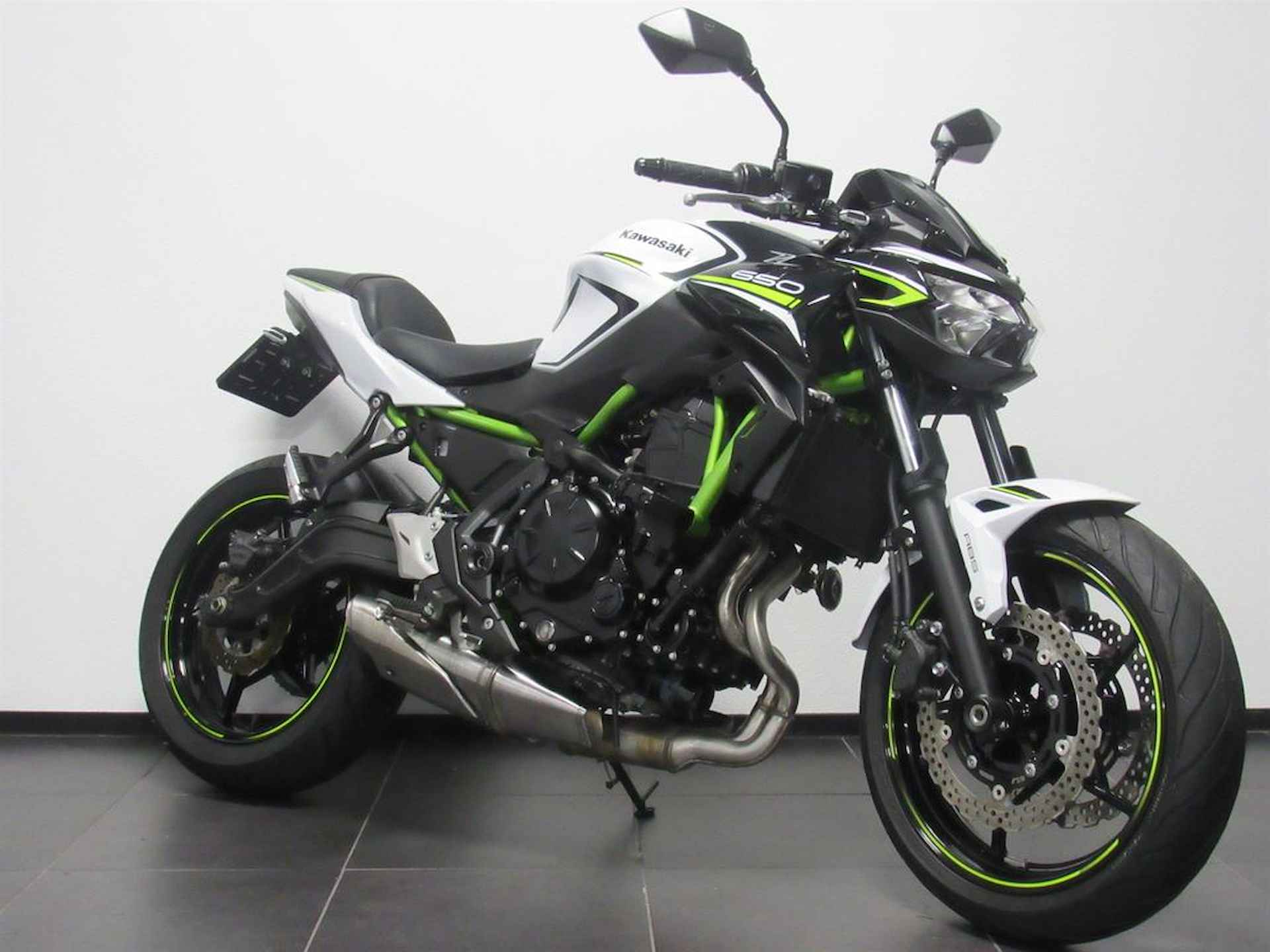 Kawasaki Z 650 ABS - 2/13