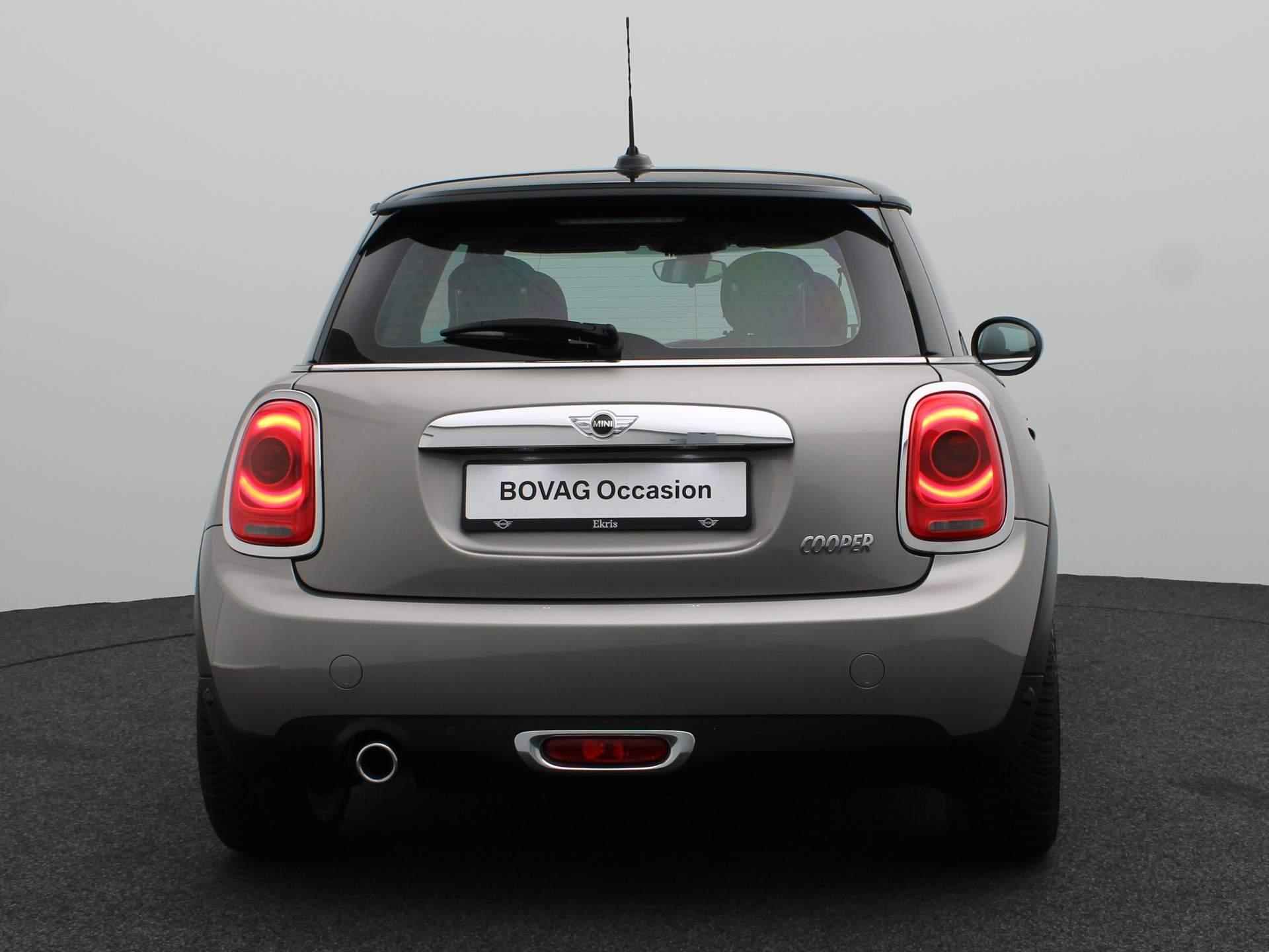 MINI 3-Deurs Cooper Chili Serious Business + Comfort Access + PDC + LED-koplampen + 17'' - 5/39