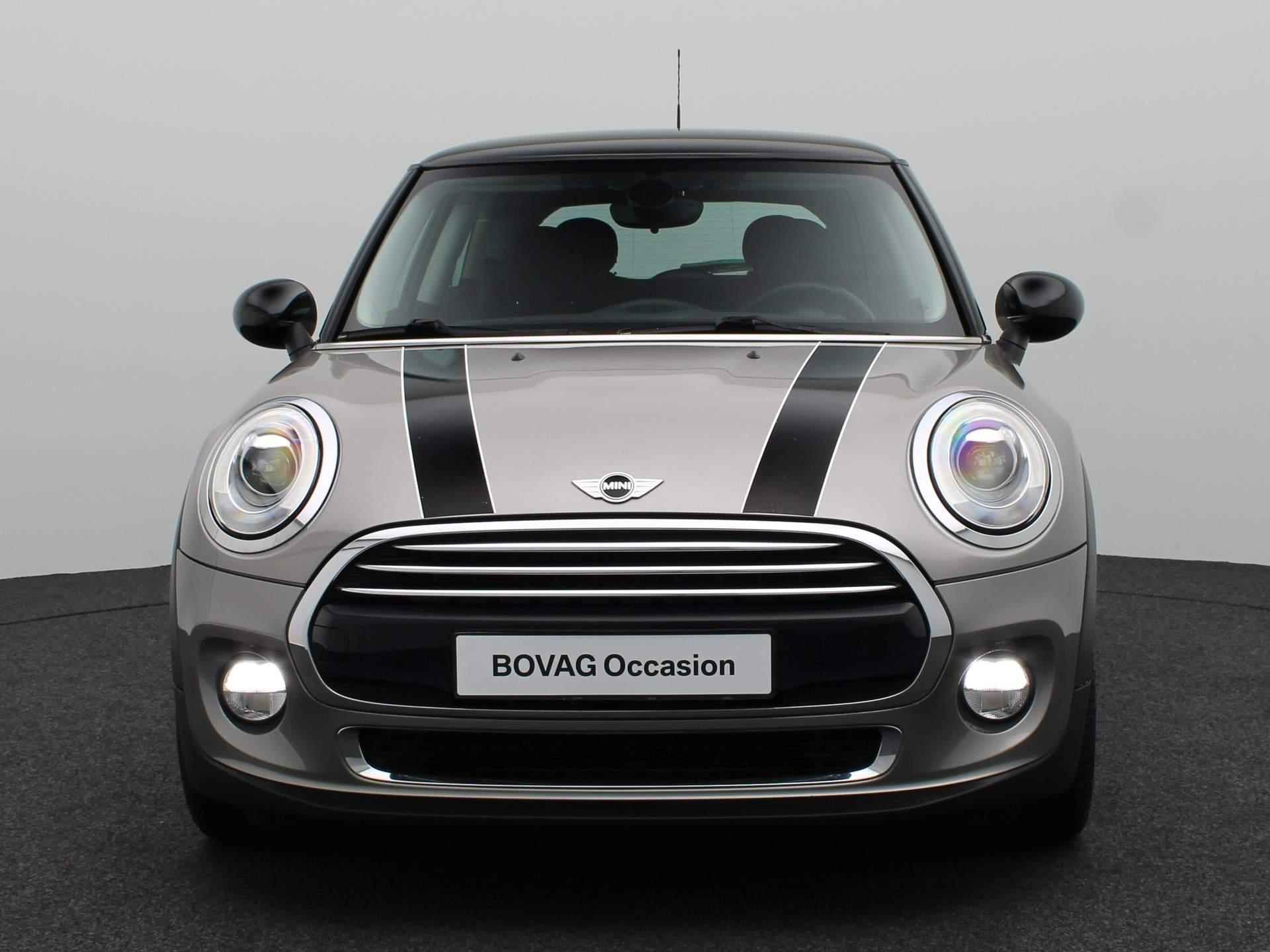 MINI 3-Deurs Cooper Chili Serious Business + Comfort Access + PDC + LED-koplampen + 17'' - 4/39