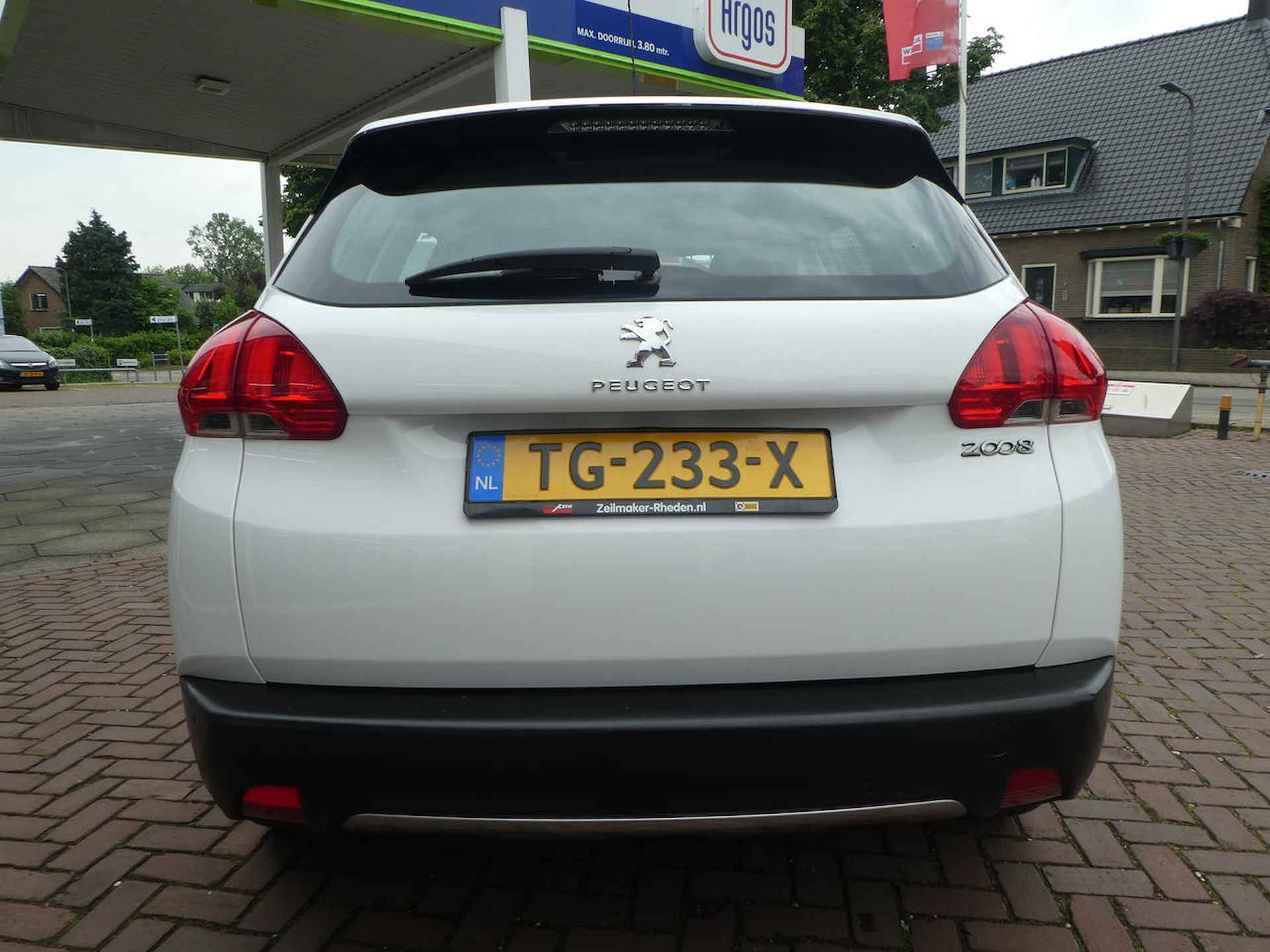 PEUGEOT 2008 1.2 82PK ALLURE PURETECH - 4/39