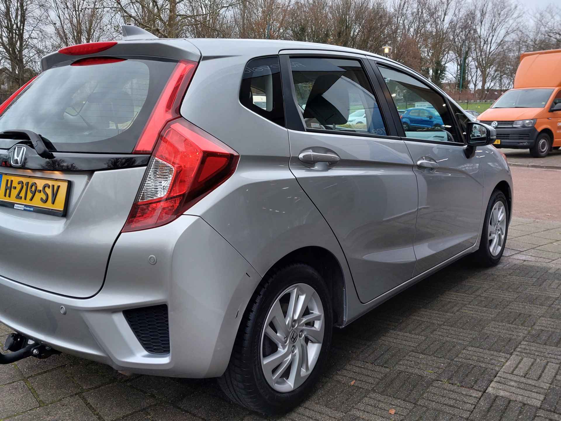 Honda Jazz 1.3 i-VTEC 102pk Comfort | Navi | Airco | Cruise | Bluetooth Carkit+Streaming |  Pdc V+A | Stoelverwarming | Rijstrook+Licht+Regensensor | 15''lm | Trekhaak - 37/43