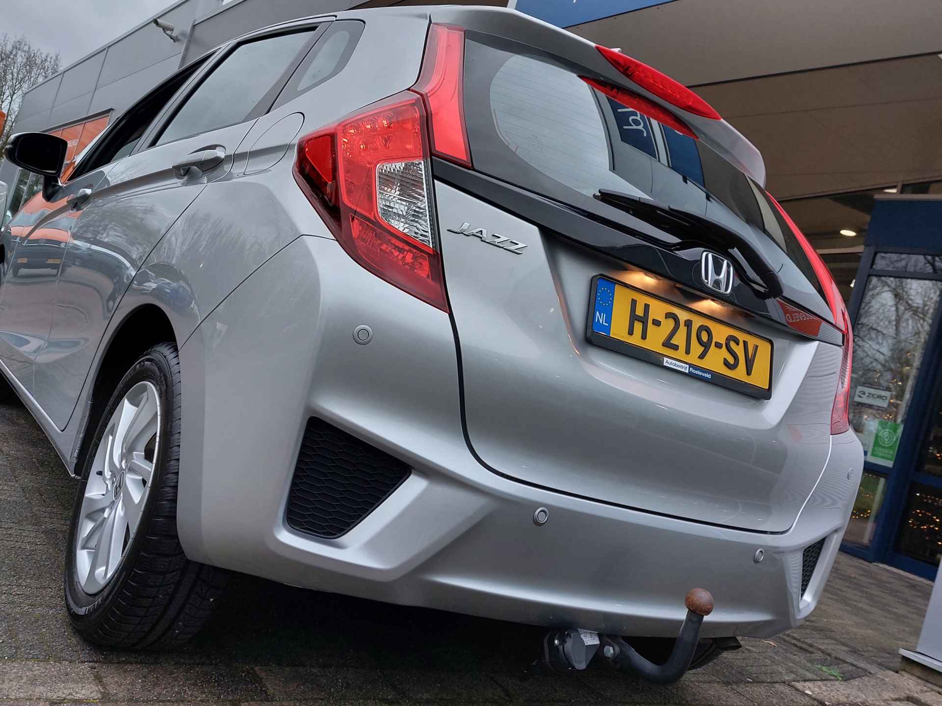 Honda Jazz 1.3 i-VTEC 102pk Comfort | Navi | Airco | Cruise | Bluetooth Carkit+Streaming |  Pdc V+A | Stoelverwarming | Rijstrook+Licht+Regensensor | 15''lm | Trekhaak - 43/43