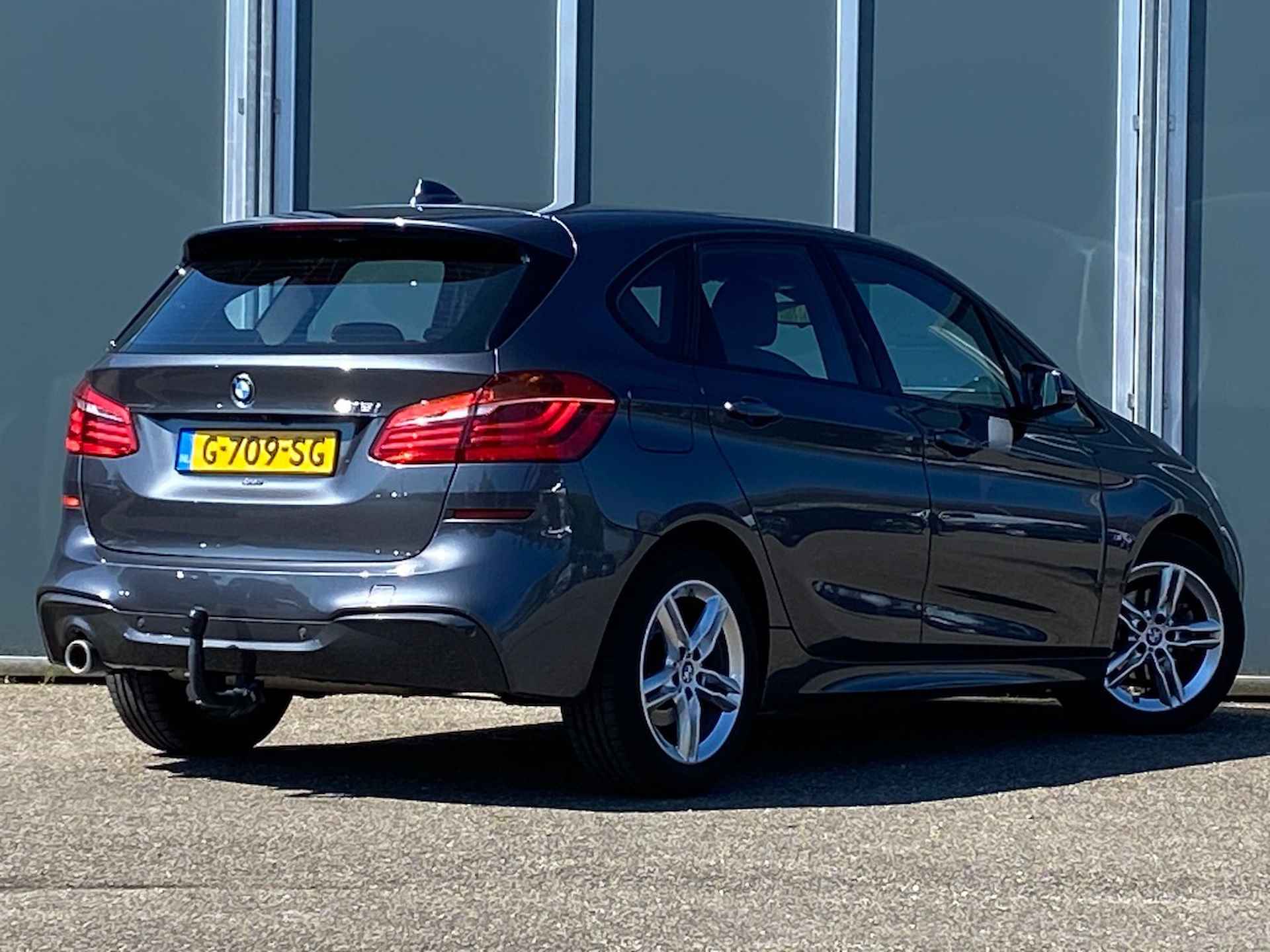 Bmw 2-serie Active Tourer 218i High Executive M-Sport | NL Auto | Camera | Afnb. Trek - 3/38