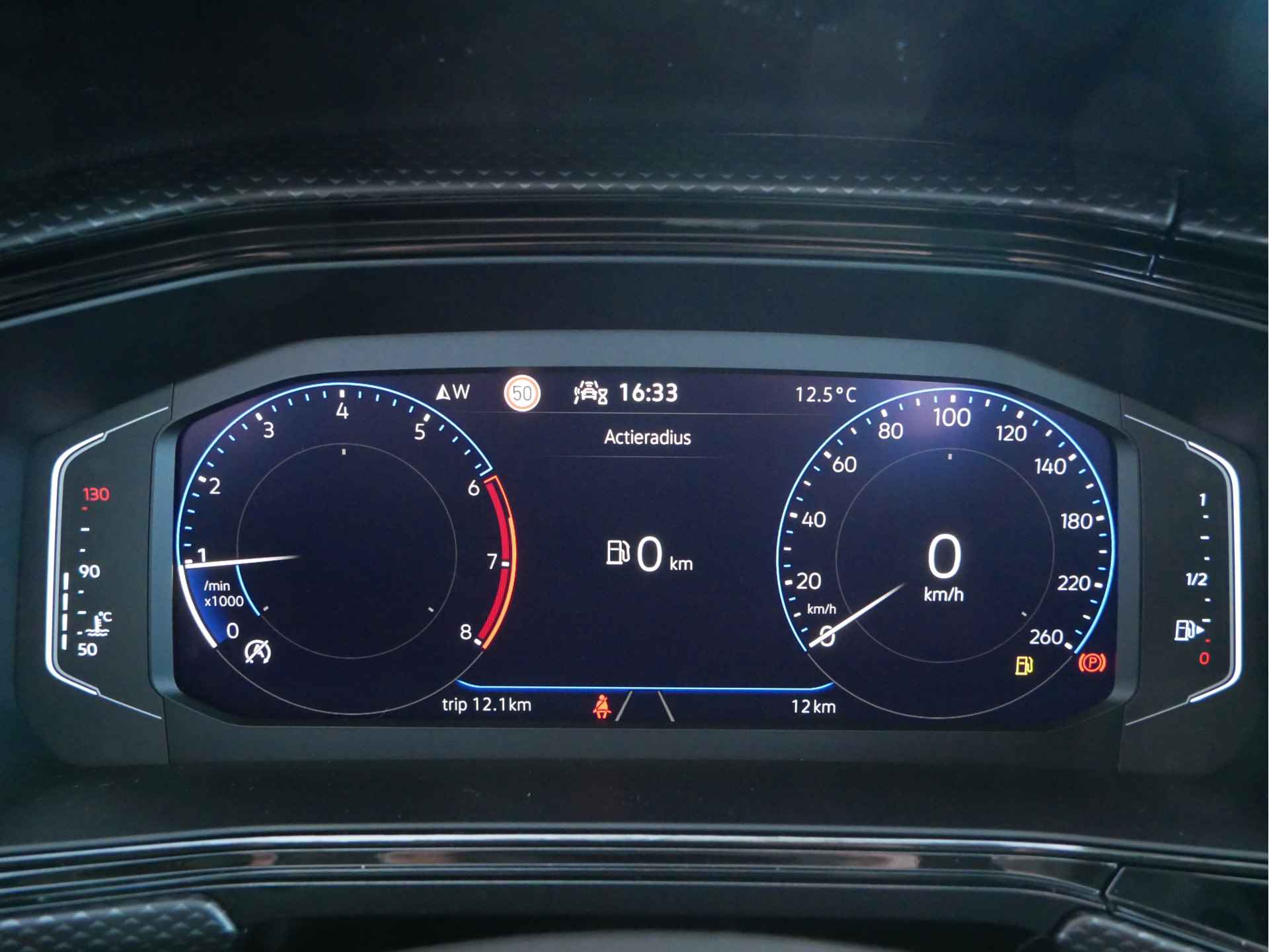 Volkswagen T-Cross 1.0 TSI 110 pk Life | Digital Cockpit | LMV | Navigatie | Parkeersensoren | Apple Carplay/Android | - 17/31