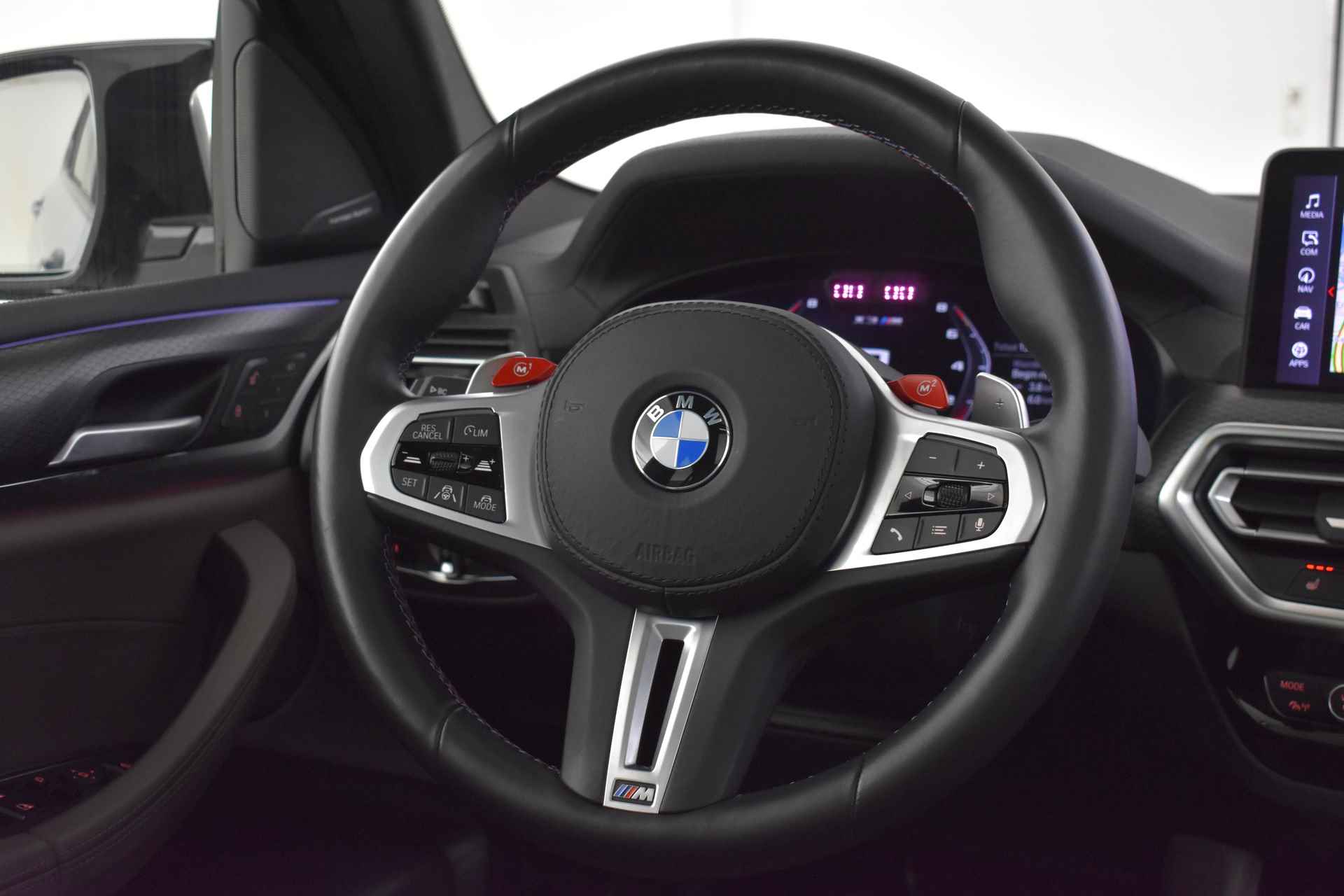 BMW X3 M Competition / Panoramadak / Trekhaak / M Sportstoelen / Driving Assistant Professional / Parking Assistant / Comfort Access - 24/61