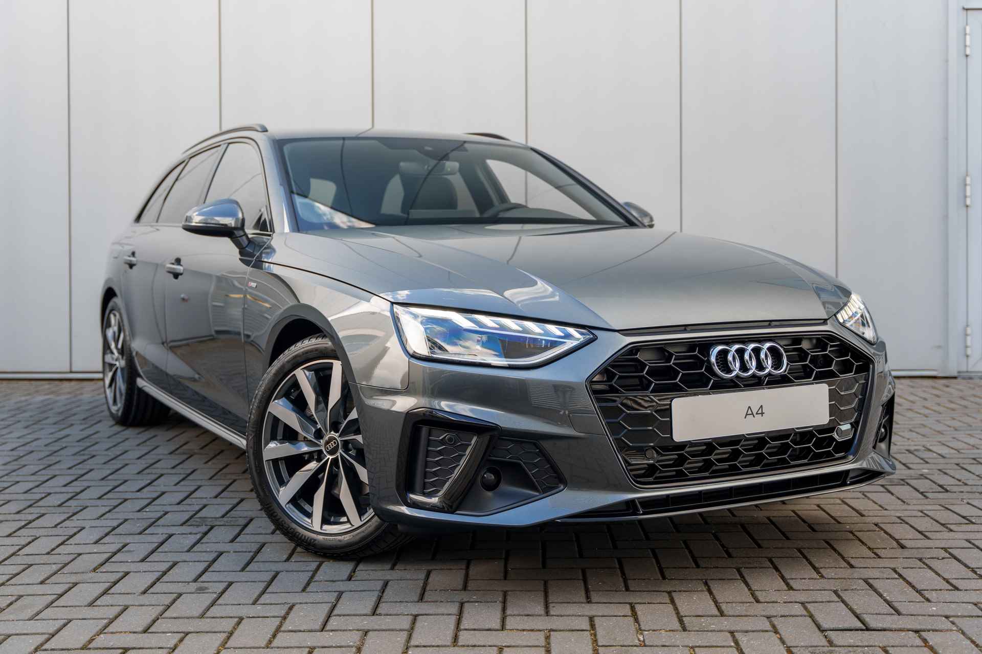 Audi A4 Avant S edition Competition - 27/40