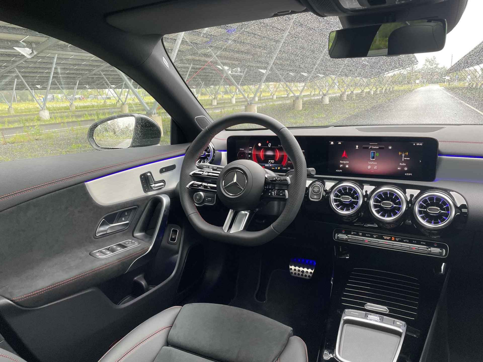 Mercedes-Benz CLA-klasse Shooting brake 180 AMG Line | Facelift | Memorystoelen | Panoramadak | Sfeerverlichting | Burmester | 360 camera | - 13/38