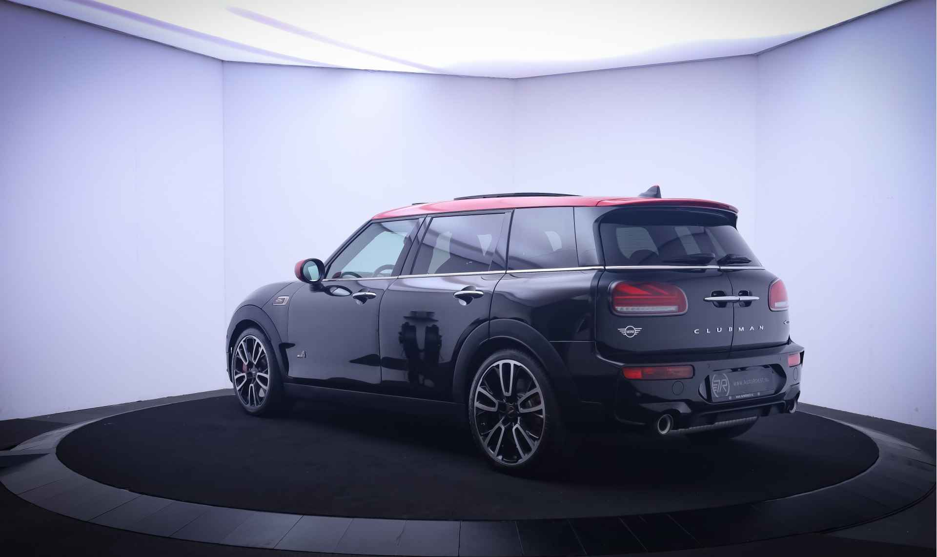 MINI Clubman 2.0JCW 306Pk ALL4 Chili PANO/HARMAN KARDON/CAMERA/CARPLAY/STOELVERW./NAVI/CRUISE/LMV 19'' - 8/38